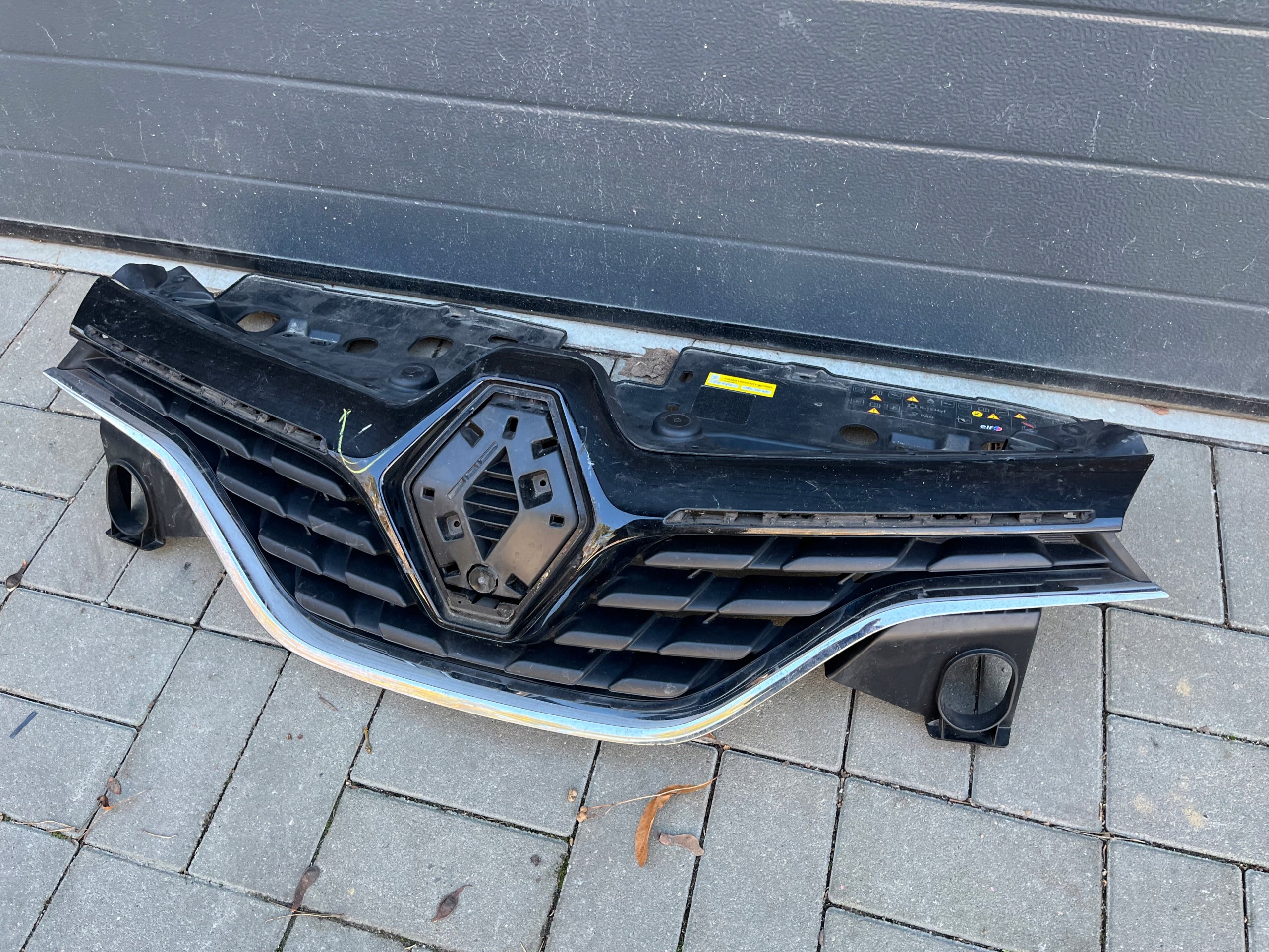 Kühlergrill Renault CAPTUR 1 I FRONTGRILL Kühlergitter