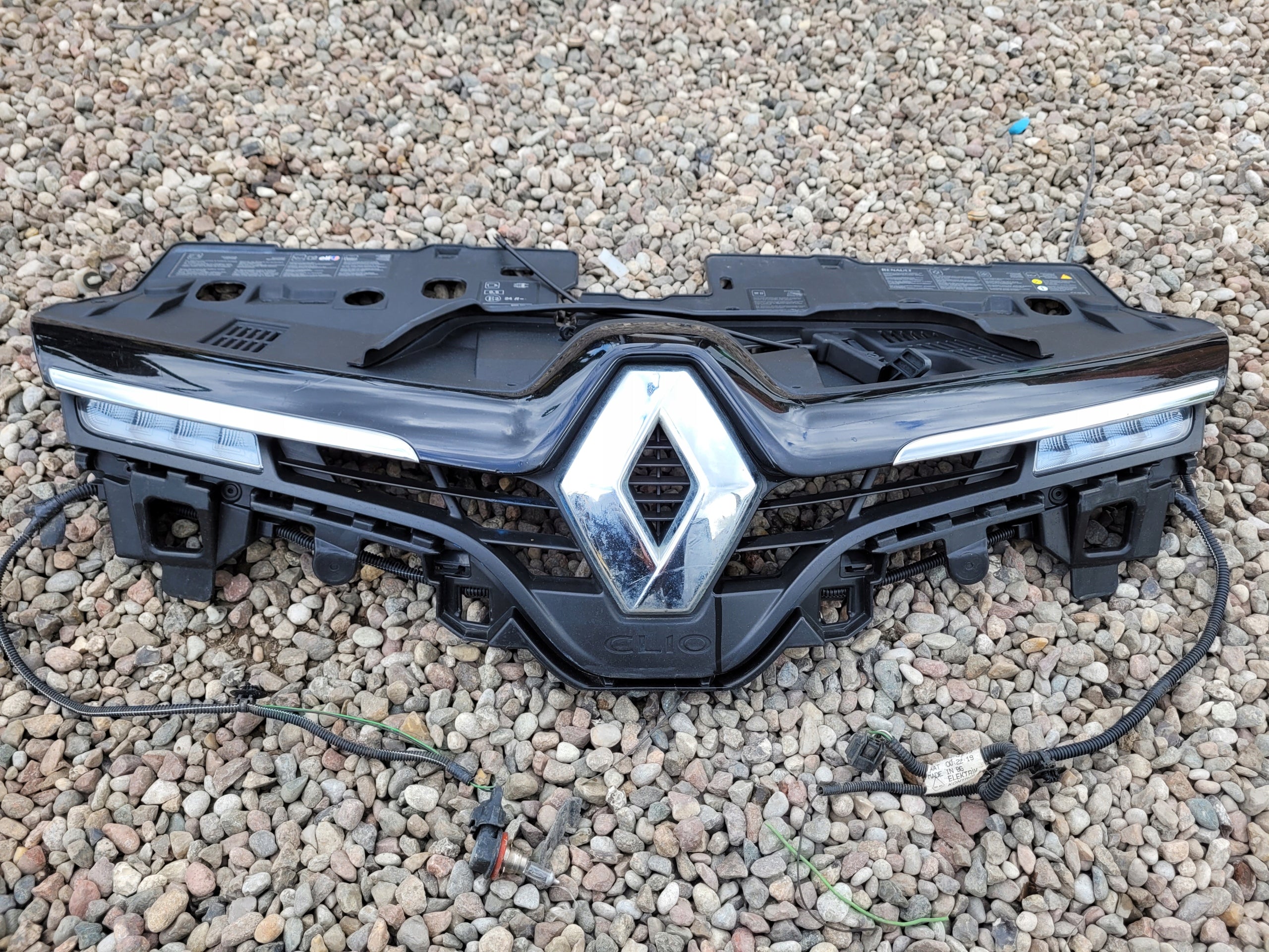 Kühlergrill Renault CLIO IV 4 FRONTGRILL Kühlergitter