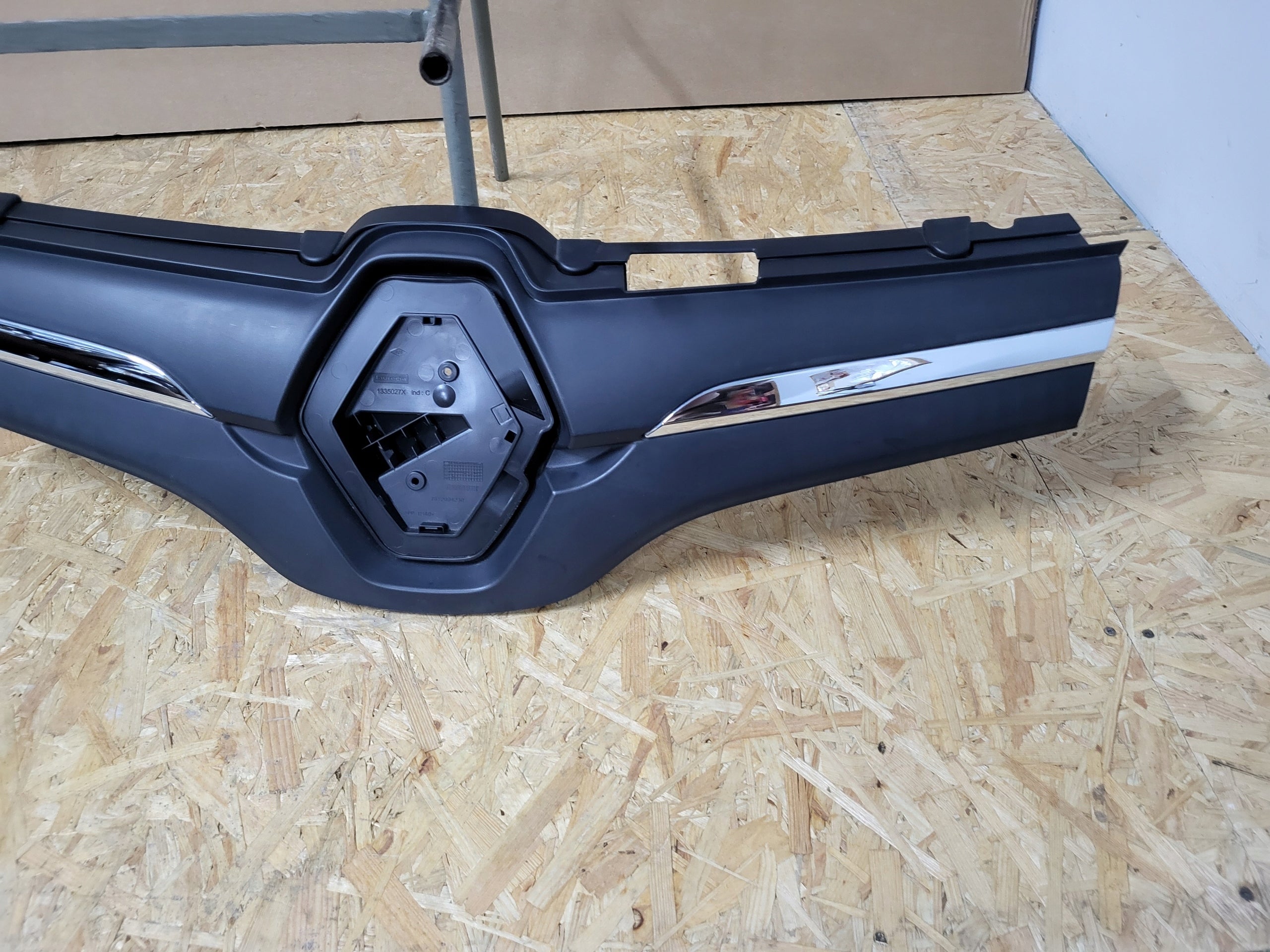 Kühlergrill Renault KANGOO III 3 FRONTGRILL Kühlergitter