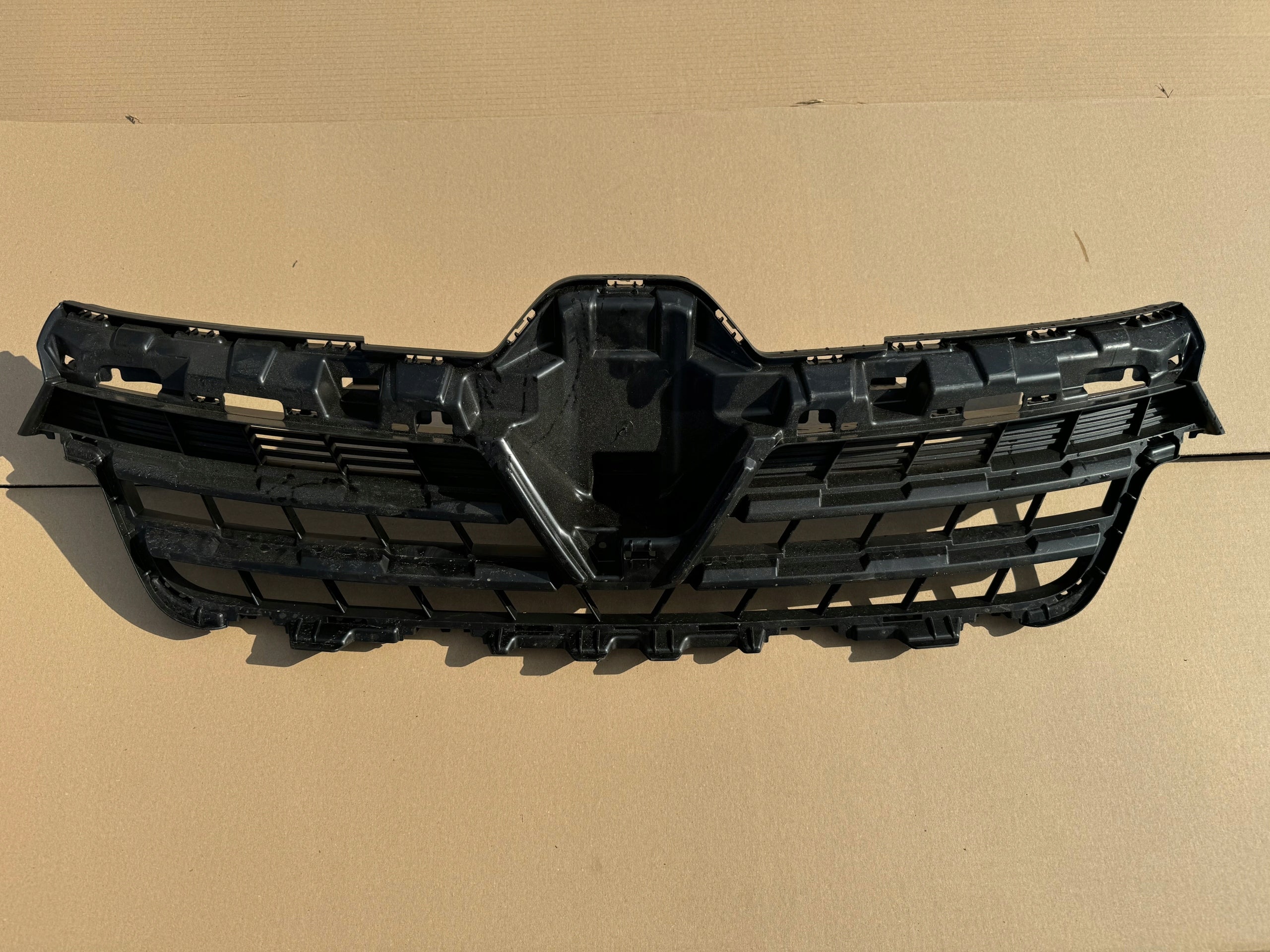  Kühlergrill Renault EXPRESS KANGOO FRONTGRILL 622565187R Kühlergitter product image