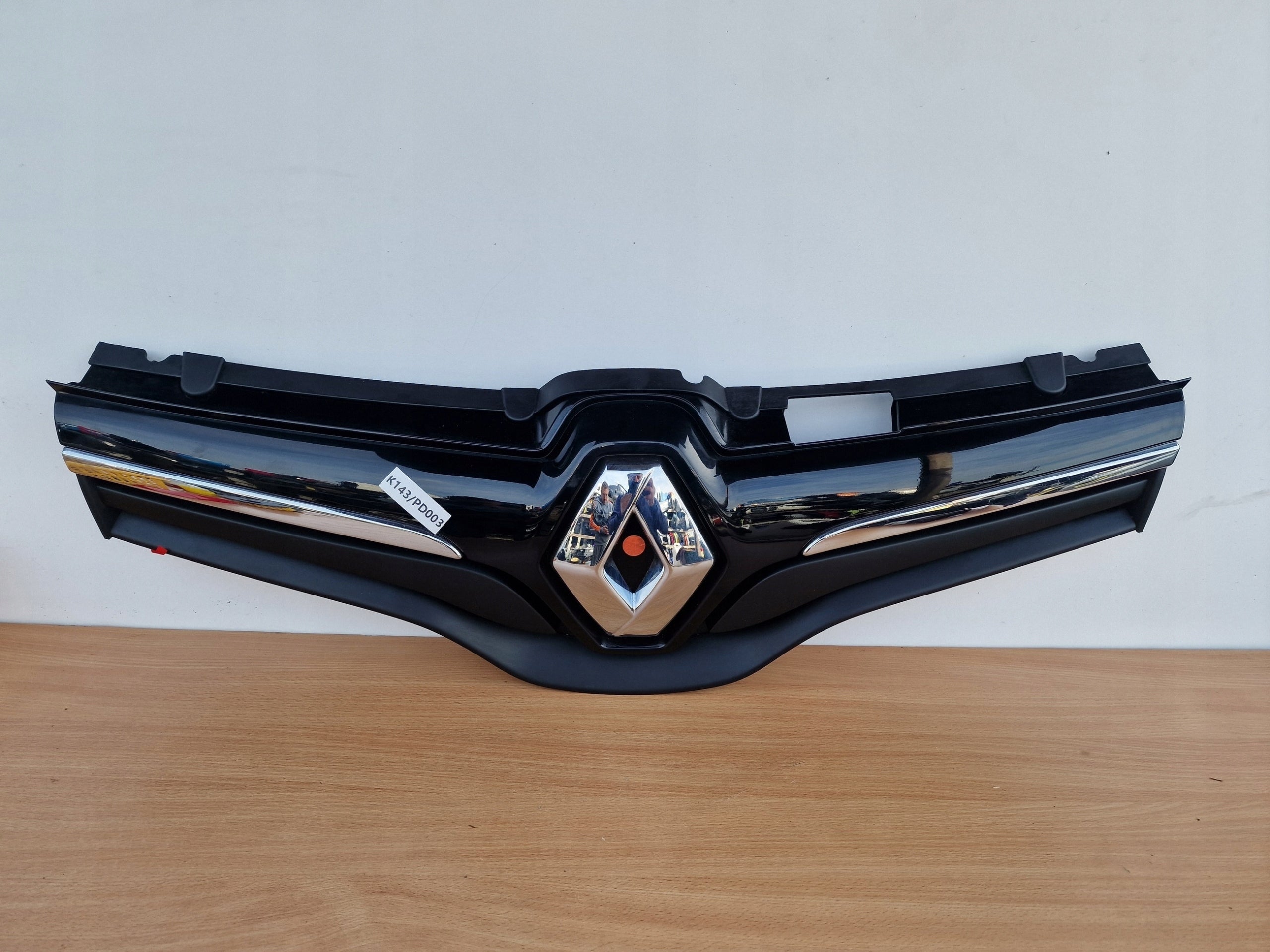 Kühlergrill Renault KANGOO 2 II FRONTGRILL 623101381R Kühlergitter