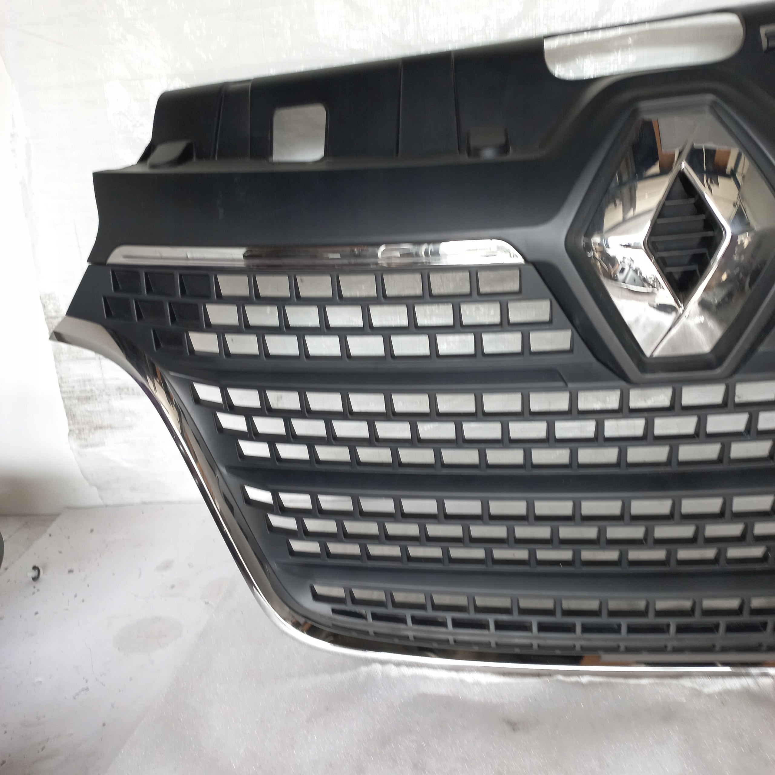 Kühlergrill Renault MASTER IV FRONTGRILL 628959833R Kühlergitter