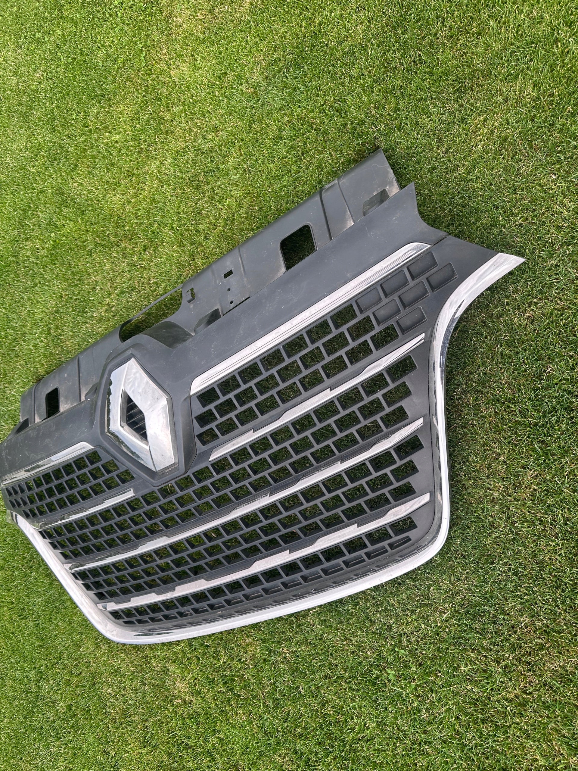 Kühlergrill Renault MASTER IV FRONTGRILL 623109004R Kühlergitter