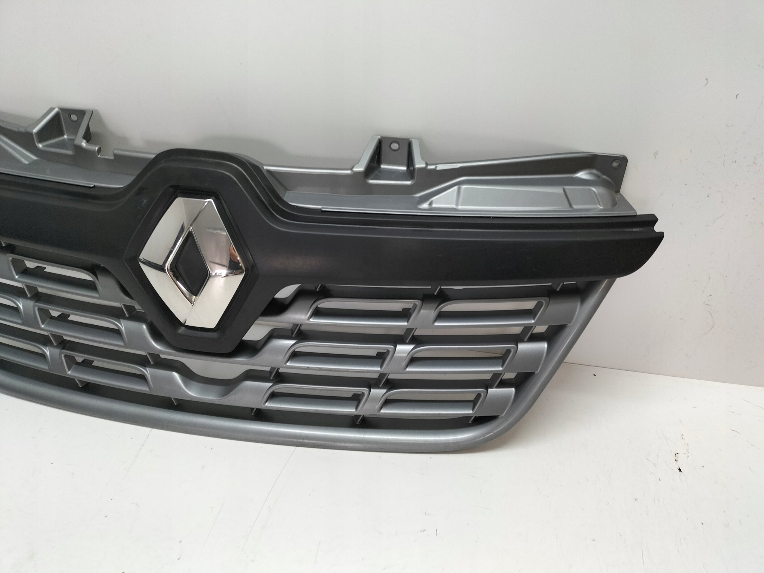 Kühlergrill Renault MASTER III FRONTGRILL 623102803R Kühlergitter