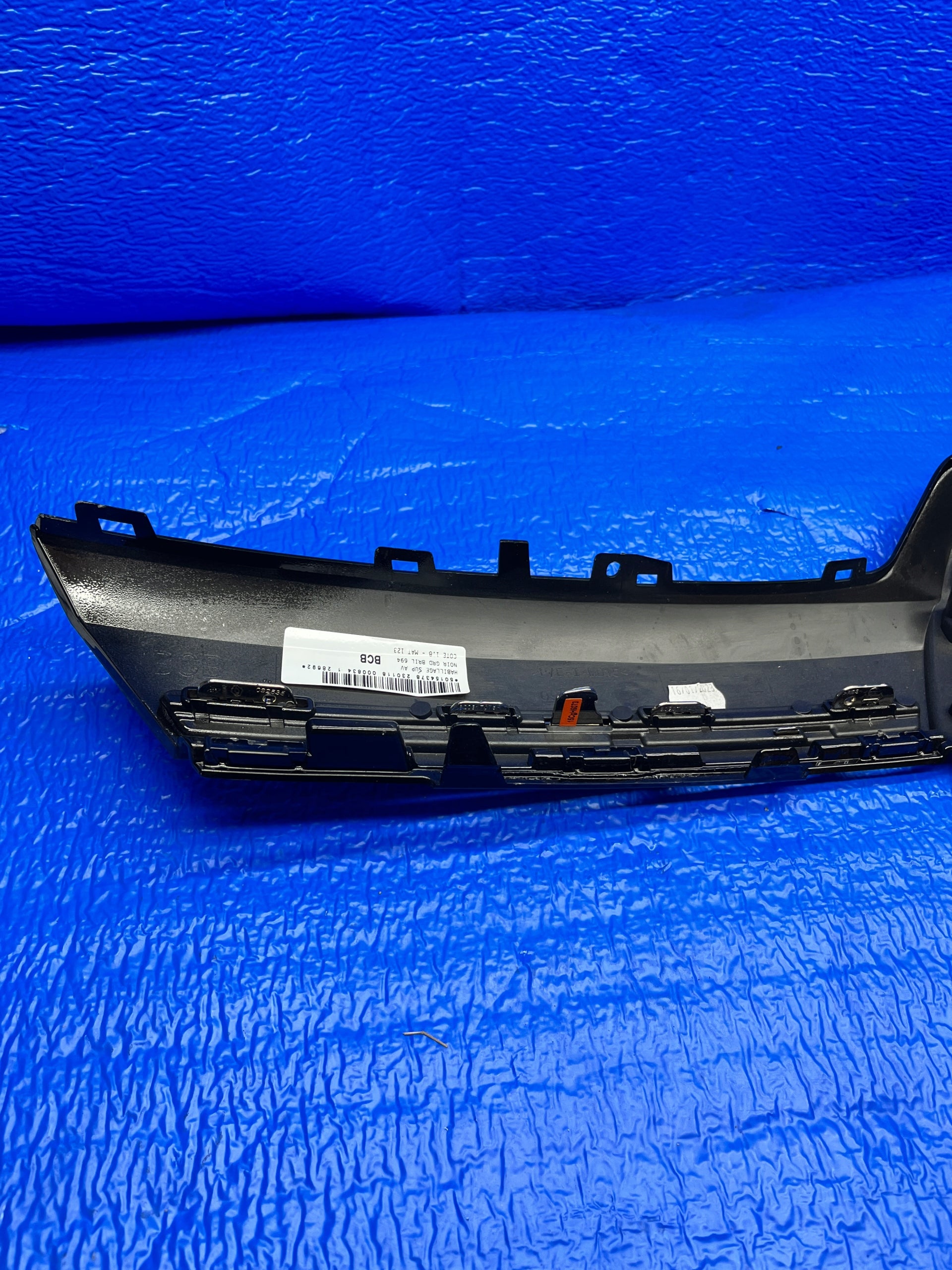 Kühlergrill Renault MEGANE FRONTGRILL 620786087R Kühlergitter