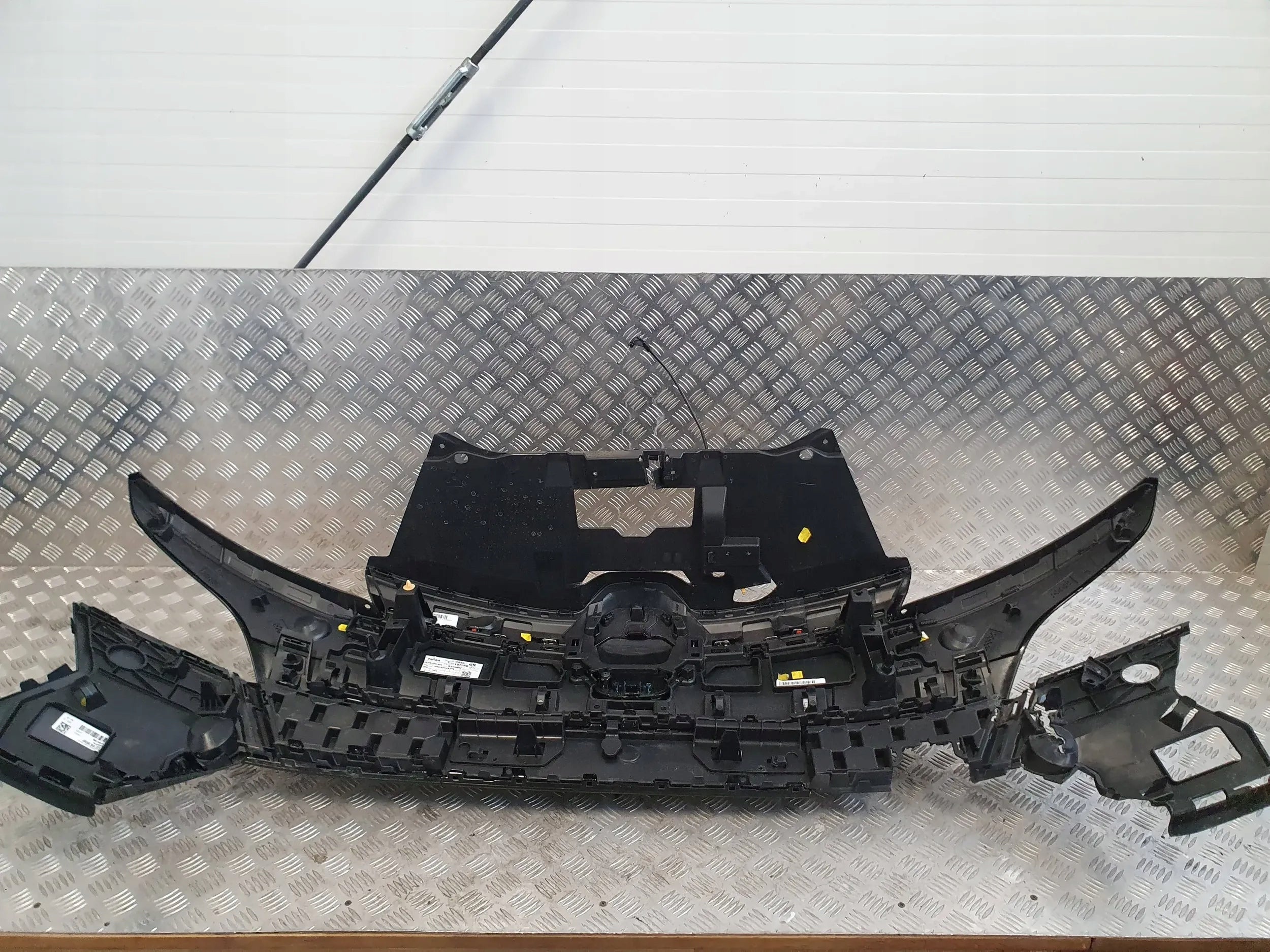 Kühlergrill Renault MEGANE FRONTGRILL 620321520R Kühlergitter