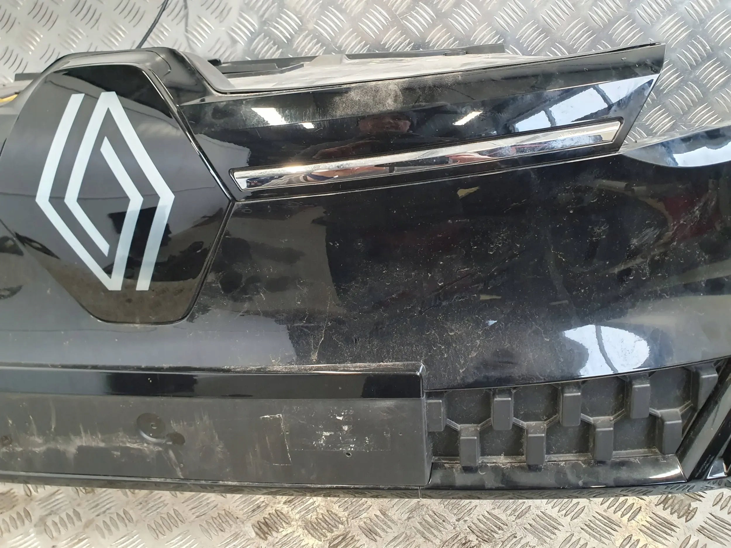 Kühlergrill Renault MEGANE FRONTGRILL 620321520R Kühlergitter