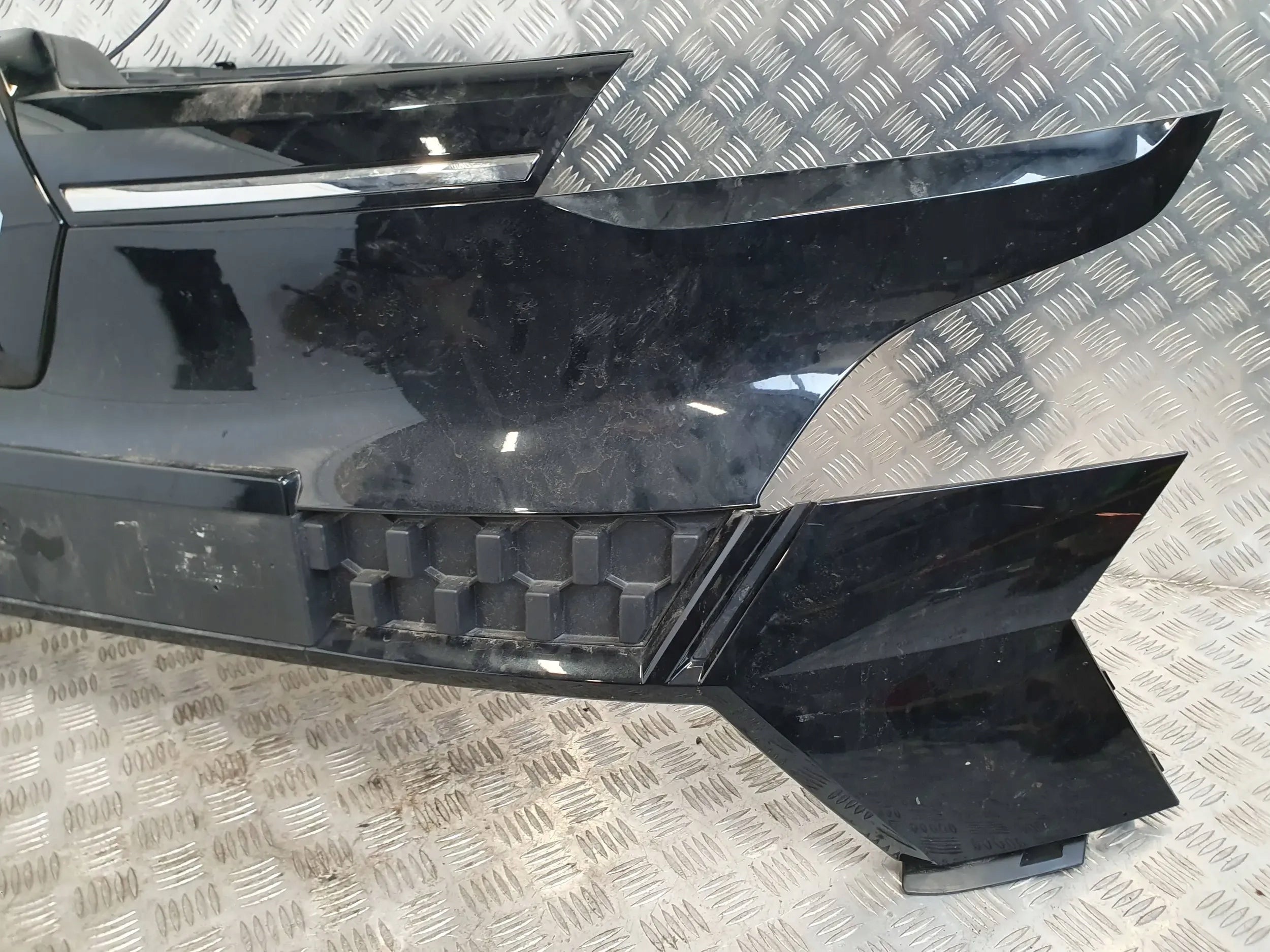 Kühlergrill Renault MEGANE FRONTGRILL 620321520R Kühlergitter