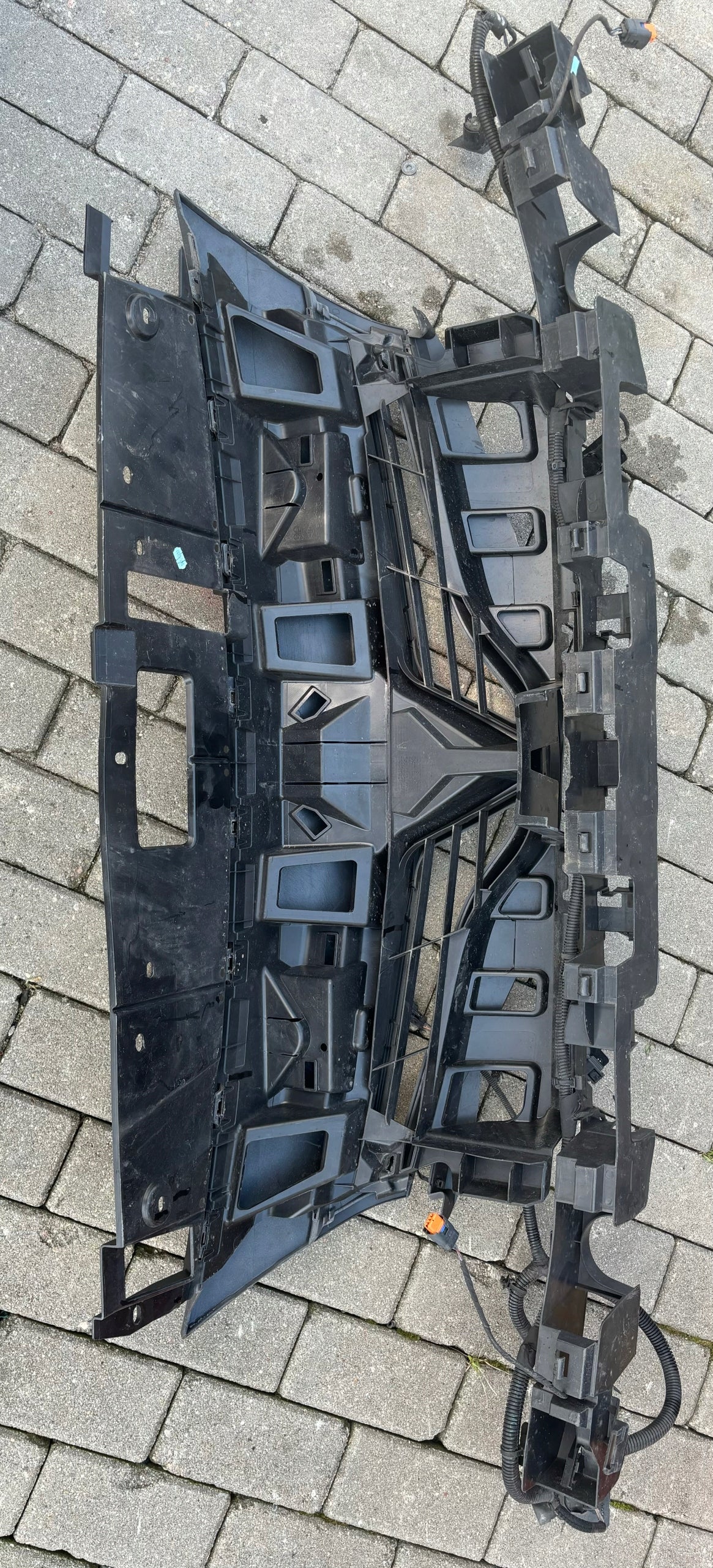 Kühlergrill Renault SCENIC III FRONTGRILL 620783747R Kühlergitter