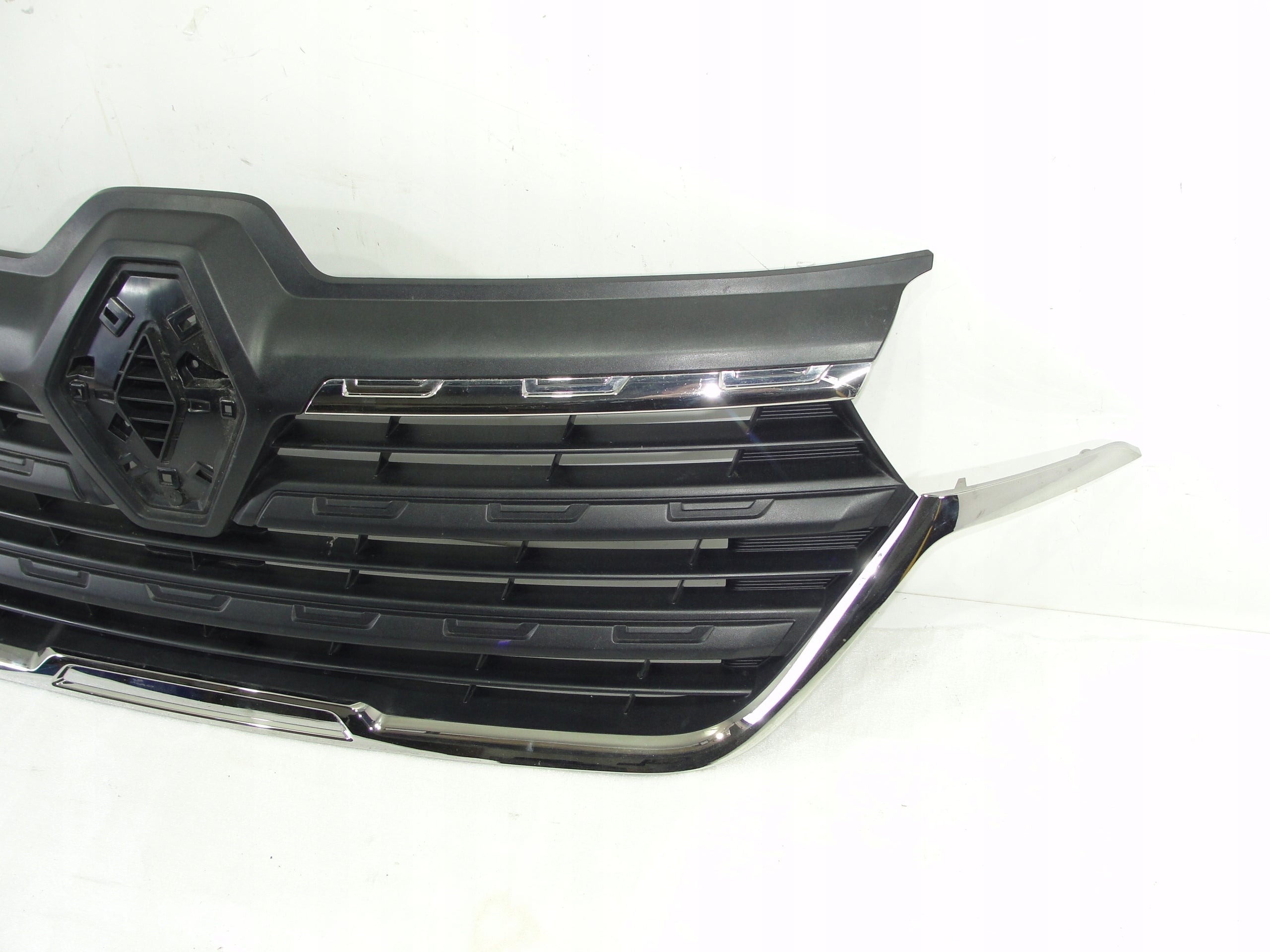 Kühlergrill Renault TRAFIC III FRONTGRILL 623103743R Kühlergitter