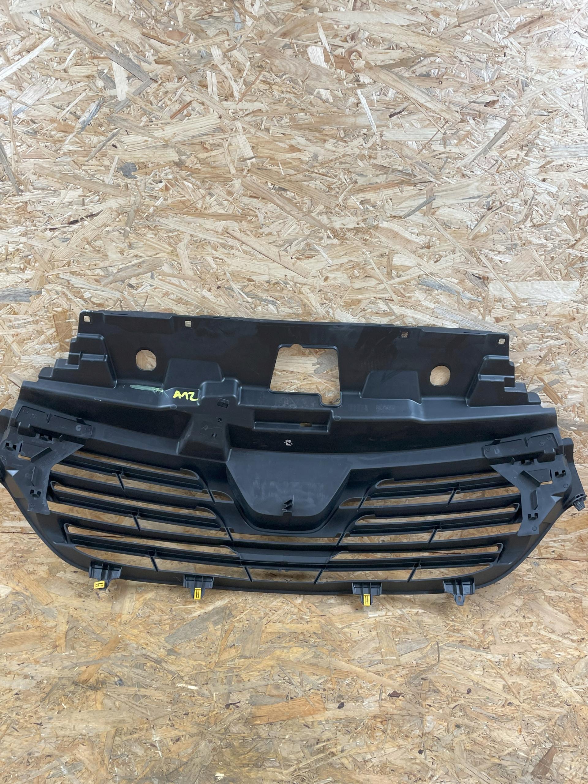 Kühlergrill Renault TRAFIC III FRONTGRILL 623108673R Kühlergitter