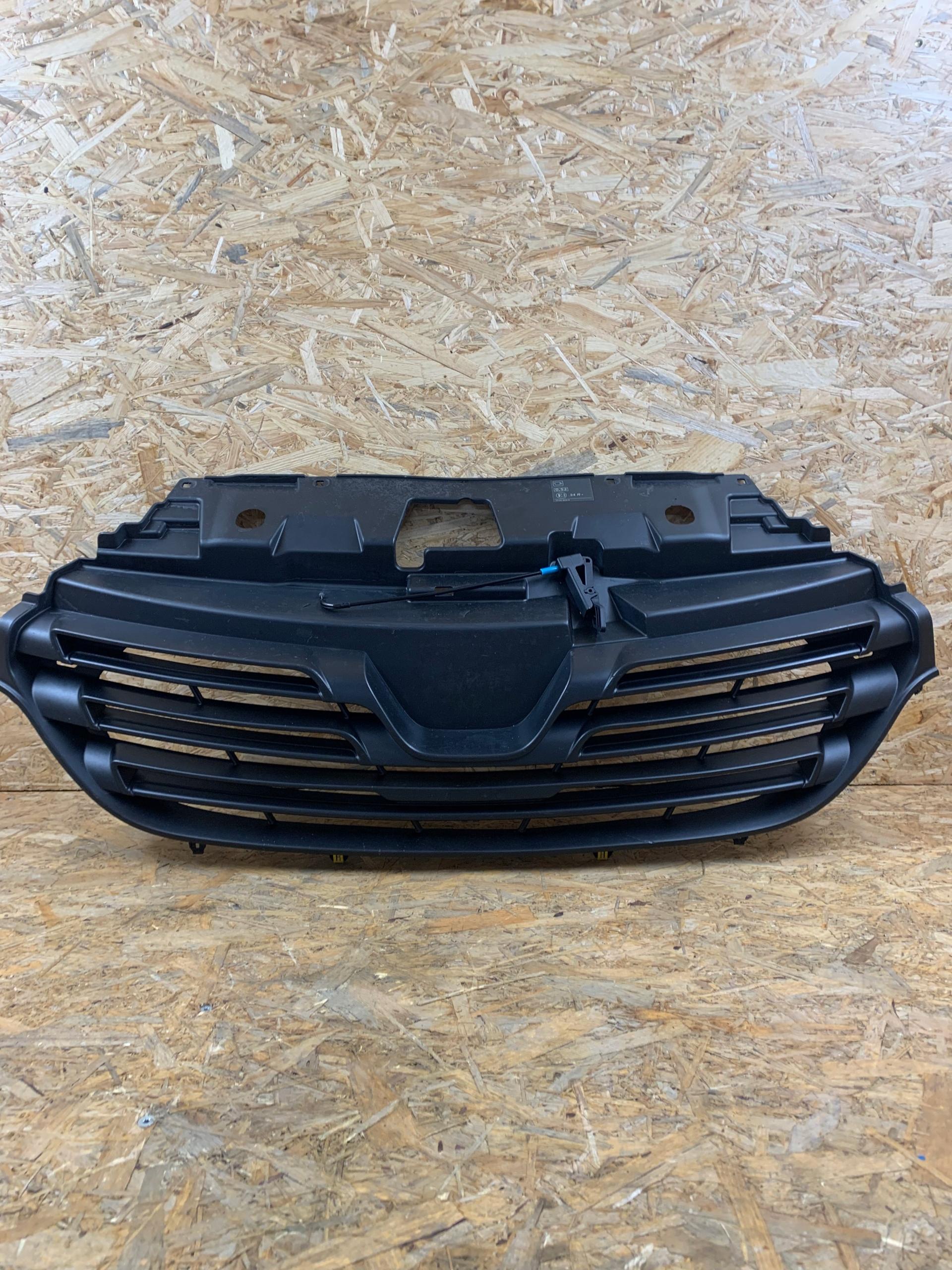  Kühlergrill Renault TRAFIC III FRONTGRILL 623108673R Kühlergitter product image