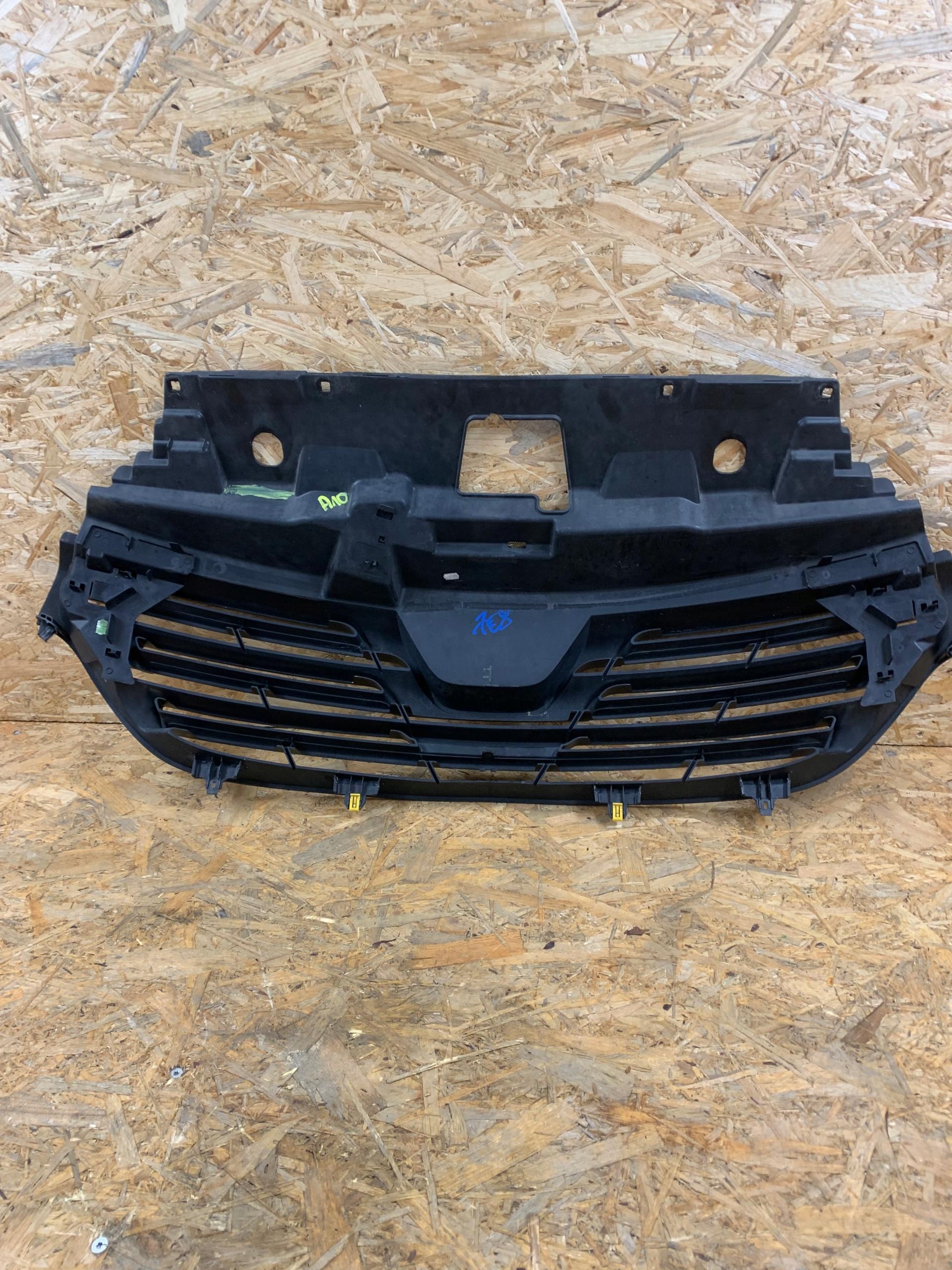 Kühlergrill Renault TRAFIC III FRONTGRILL 623108673R Kühlergitter