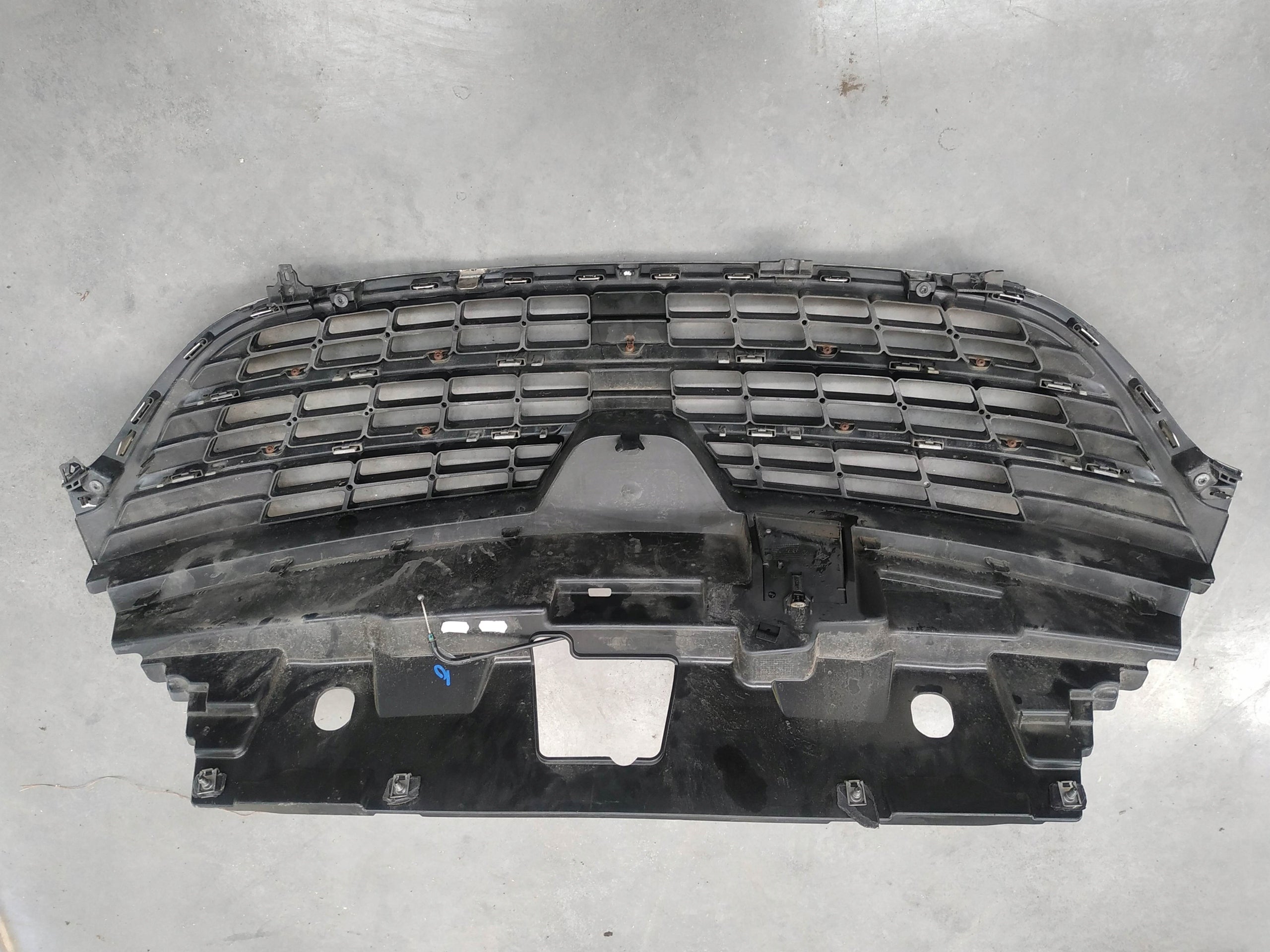 Kühlergrill Renault TRAFIC 3 FRONTGRILL 623109221R Kühlergitter