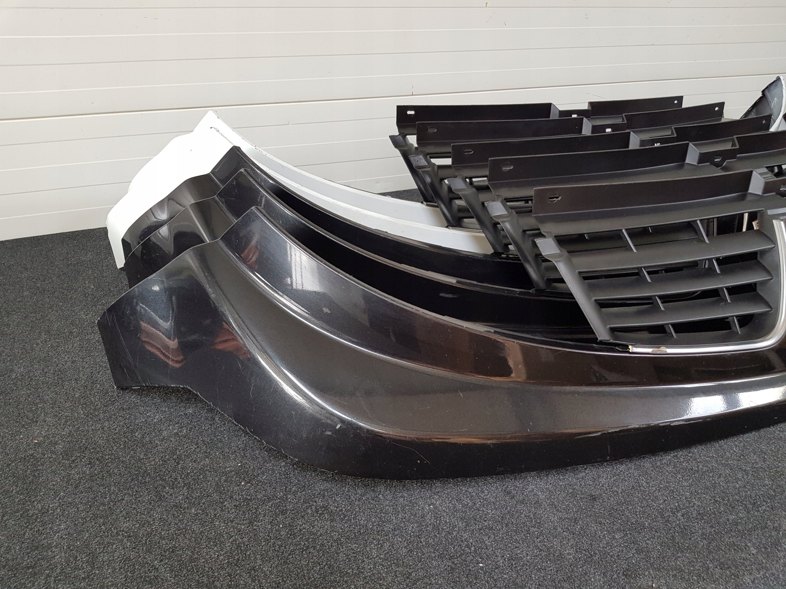 Kühlergrill Renault TRAFIC II 2 FRONTGRILL 623100251R Kühlergitter