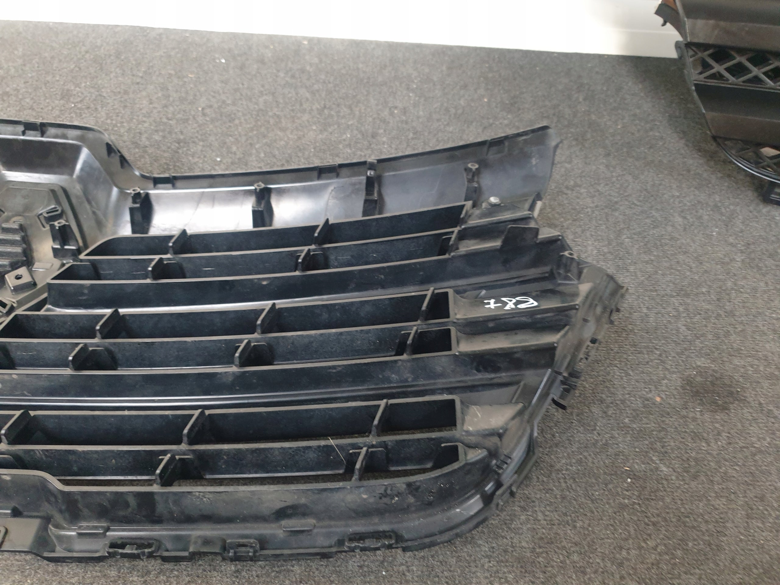 Kühlergrill Renault TRAFIC IV FRONTGRILL 623100684R Kühlergitter