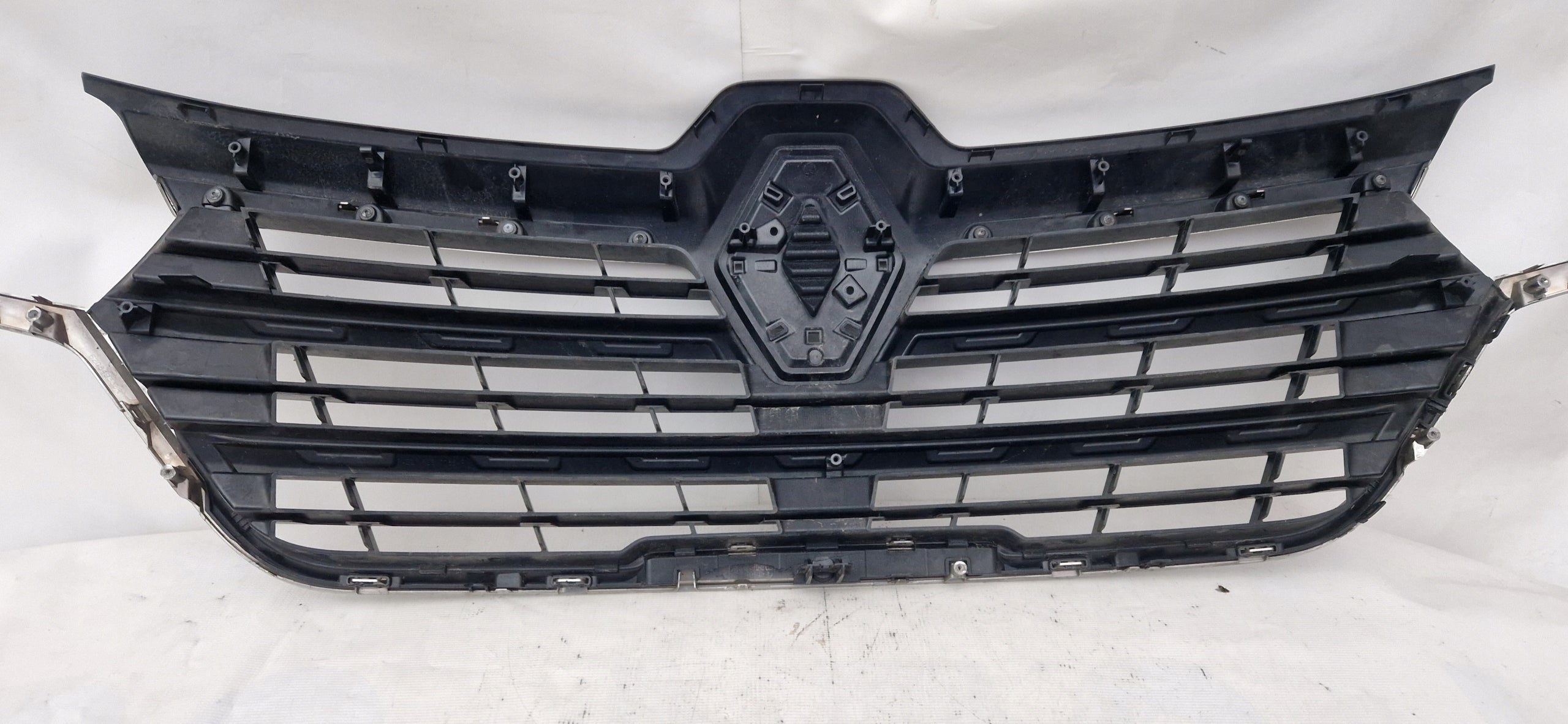 Kühlergrill Renault TRAFIC III FRONTGRILL 623103743R Kühlergitter