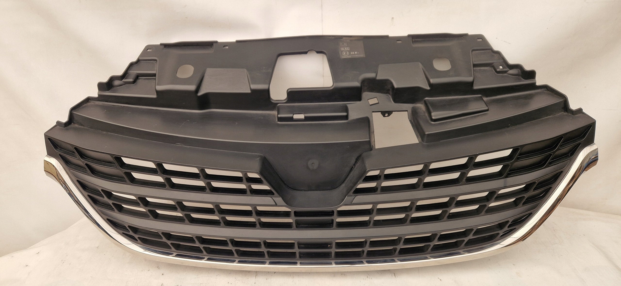 Kühlergrill Renault TRAFIC III 3 FRONTGRILL 623105226R Kühlergitter