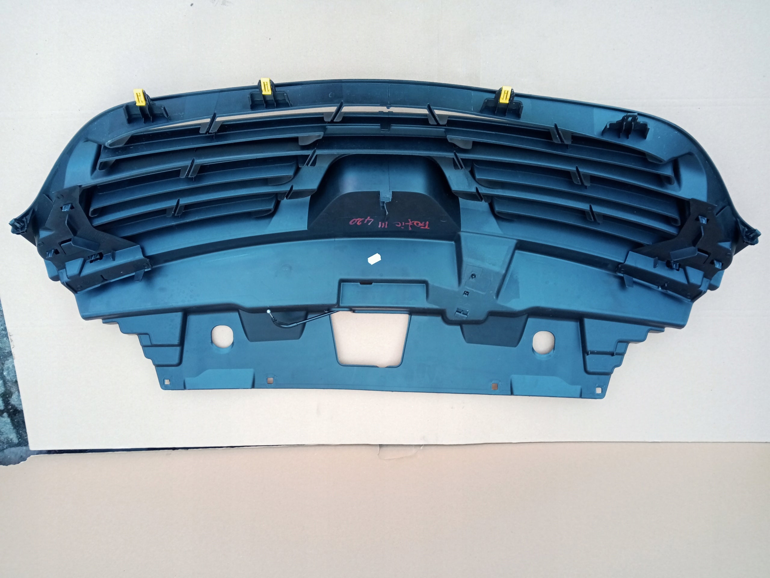 Kühlergrill Renault TRAFIC III FRONTGRILL 623108673R Kühlergitter