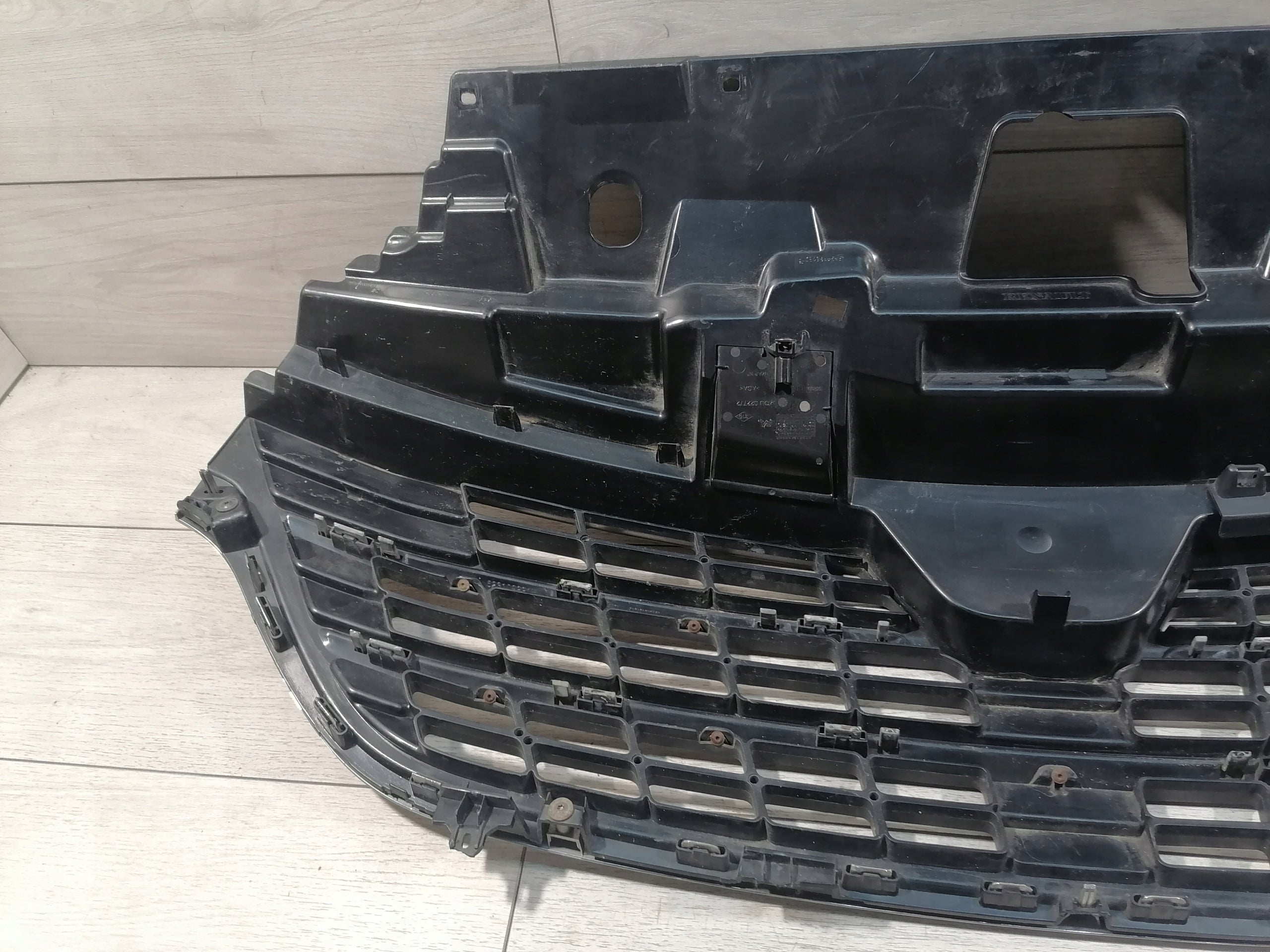 Kühlergrill Renault TRAFIC III 3 FRONTGRILL 623109221R Kühlergitter