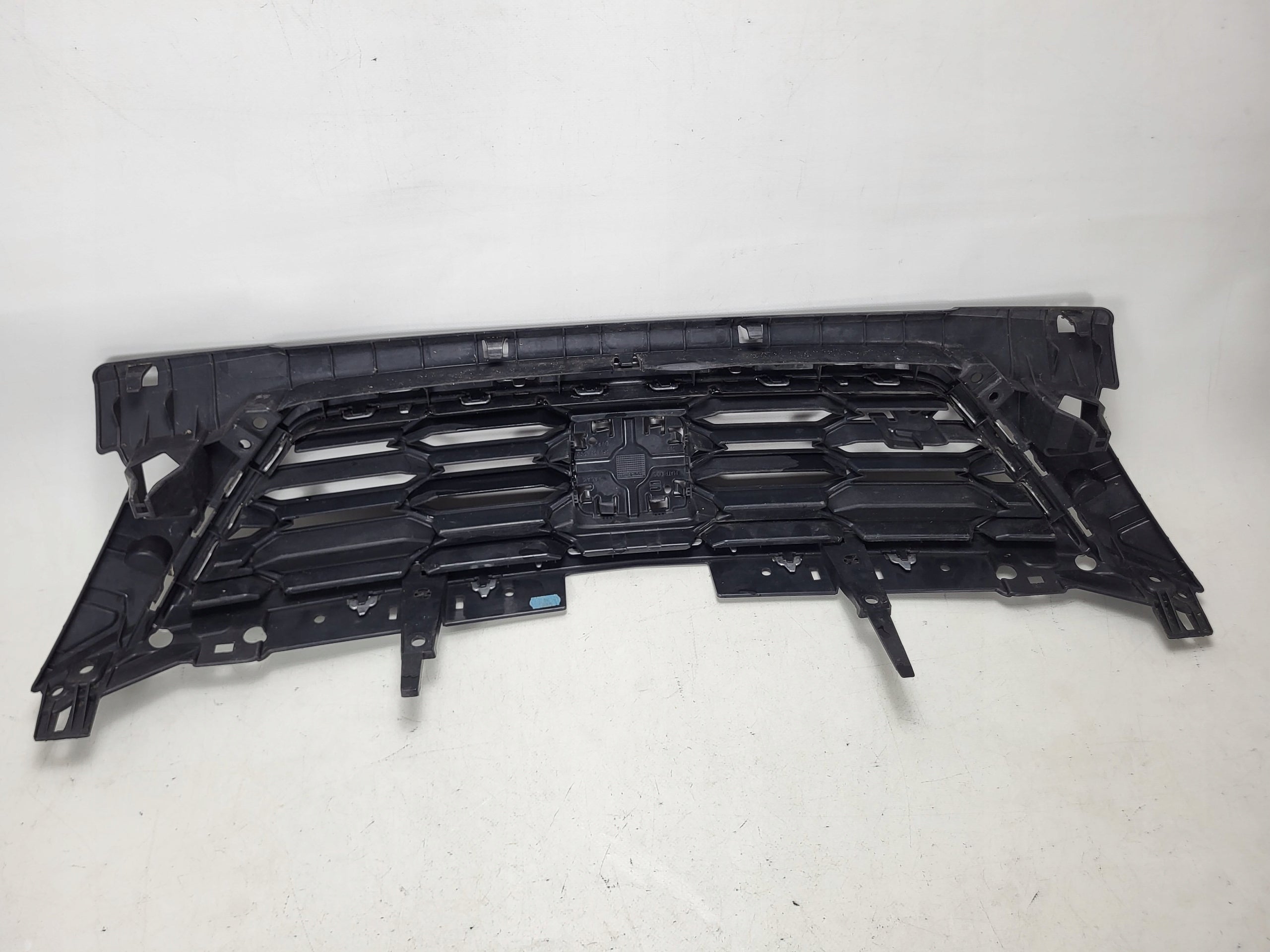 Kühlergrill SEAT  FRONTGRILL 5F0853654J Kühlergitter