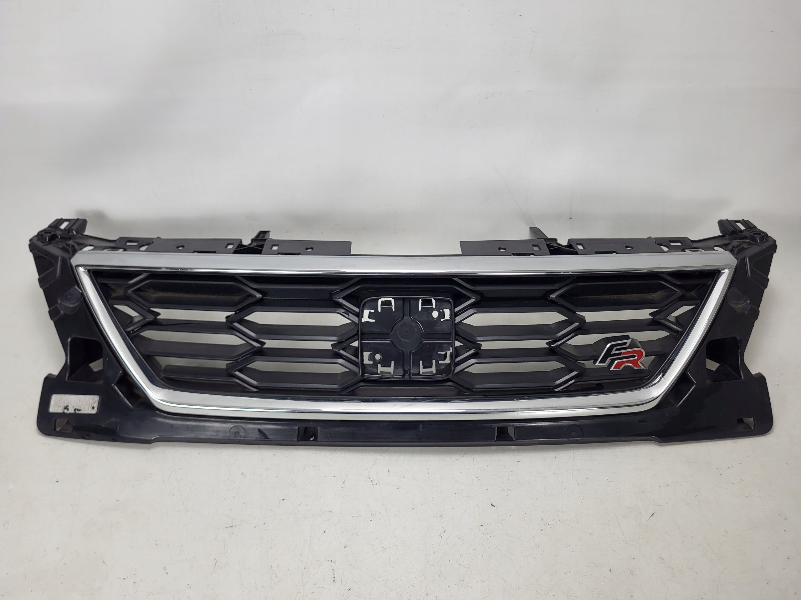 Kühlergrill SEAT  FRONTGRILL 5F0853654J Kühlergitter