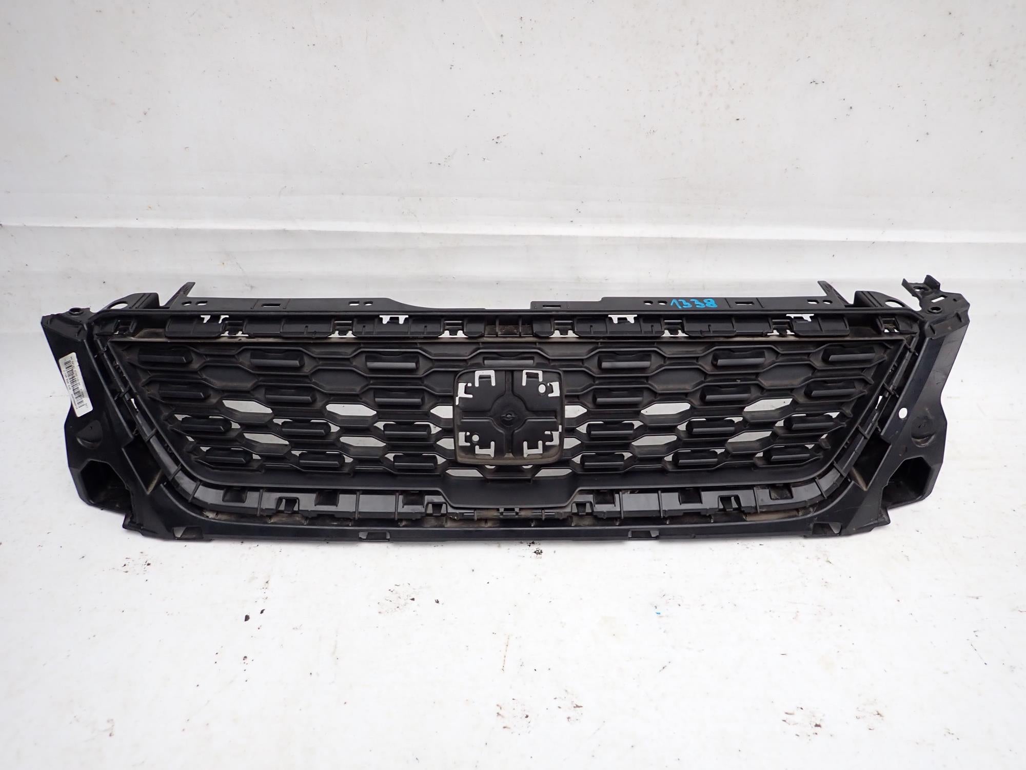 Kühlergrill SEAT  FRONTGRILL 6F0853654D Kühlergitter