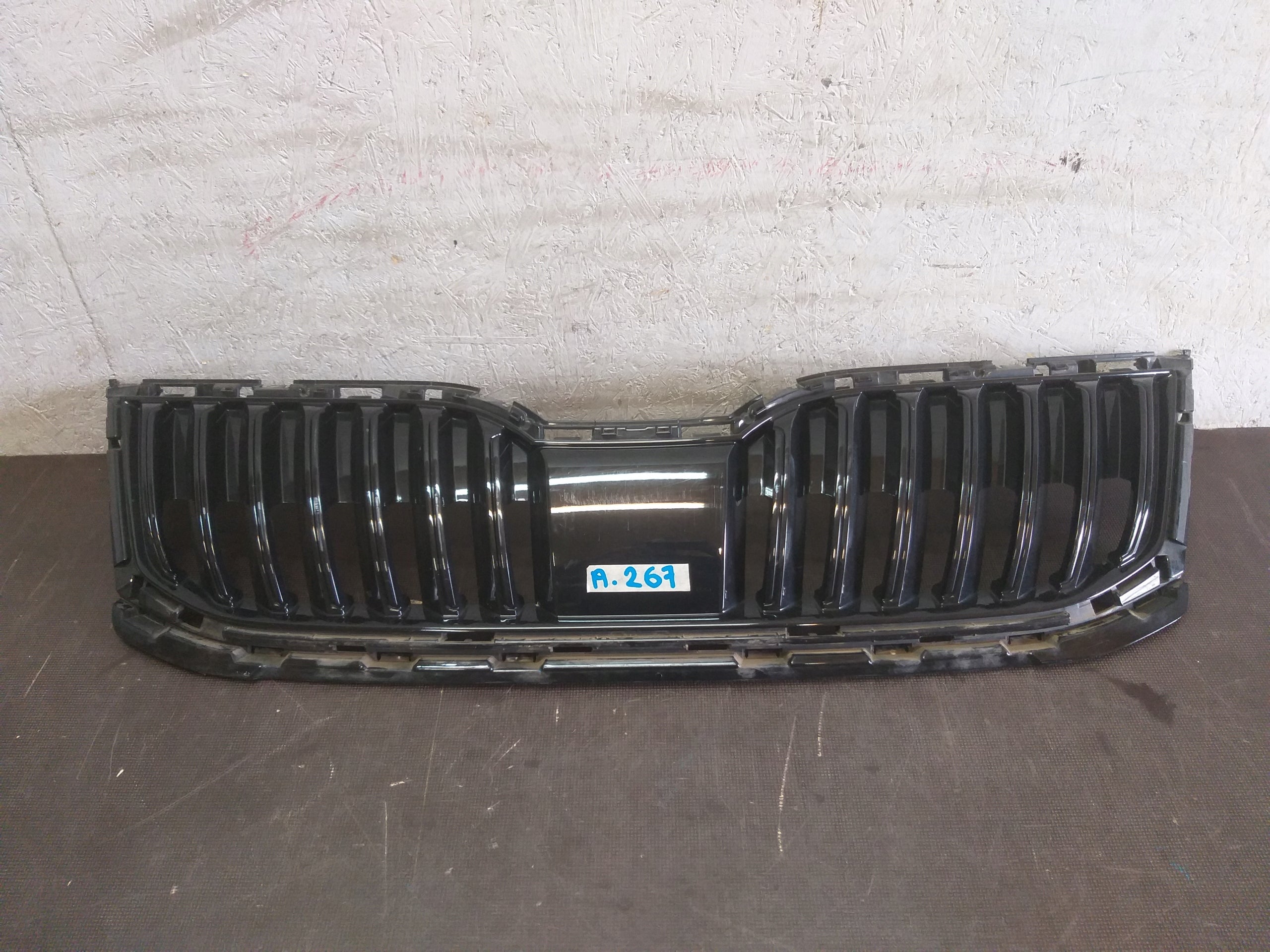 Kühlergrill Skoda  FRONTGRILL 5E0853653C Kühlergitter