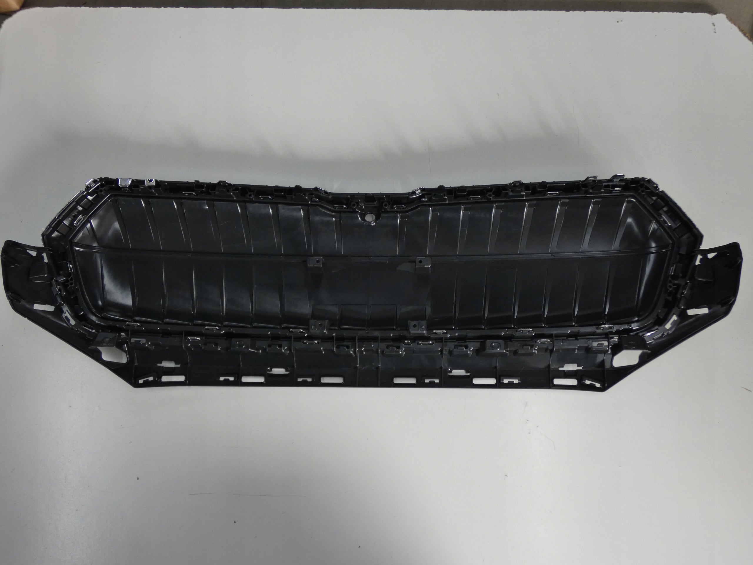 Kühlergrill Skoda ENYAQ FRONTGRILL 5LA853653 Kühlergitter