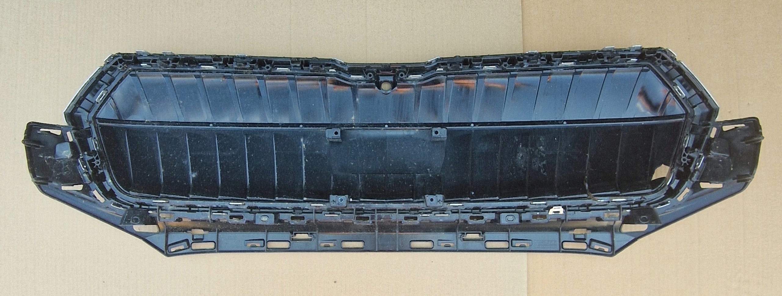 Kühlergrill Skoda ENYAQ FRONTGRILL 5LA853653GR Kühlergitter