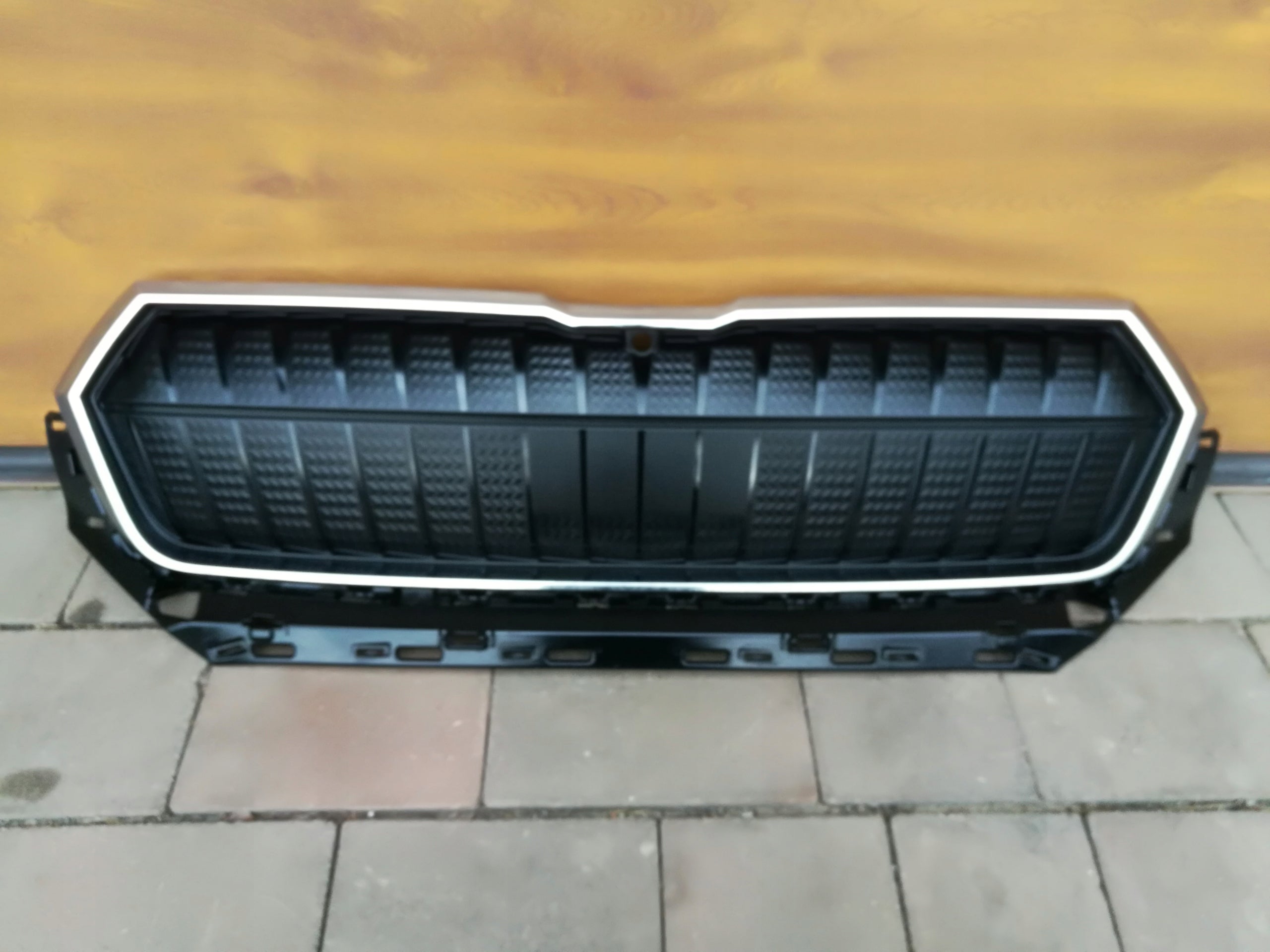 Kühlergrill Skoda ENYAQ FRONTGRILL 5LA853653 Kühlergitter