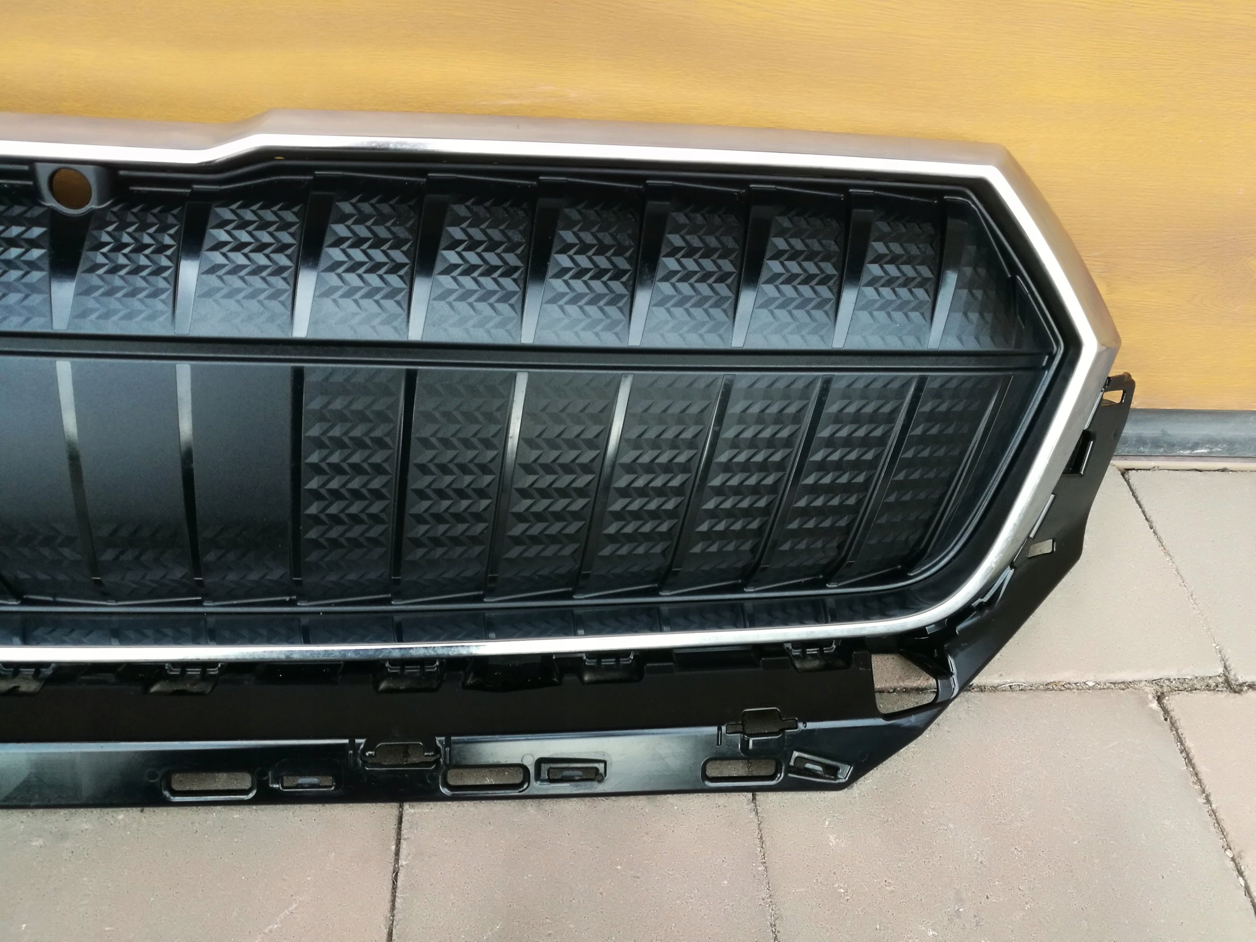 Kühlergrill Skoda ENYAQ FRONTGRILL 5LA853653 Kühlergitter