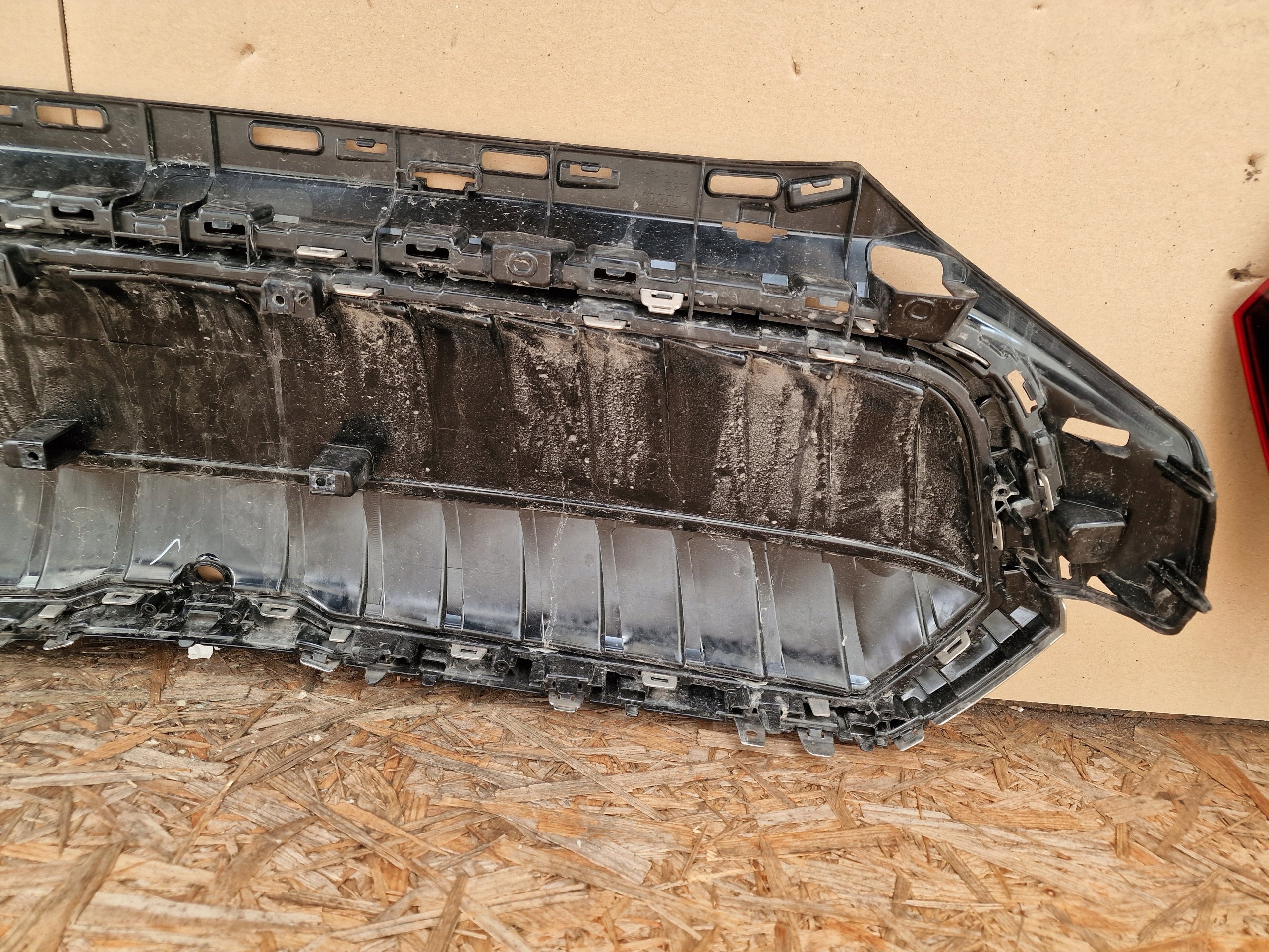 Kühlergrill Skoda ENYAQ FRONTGRILL 5LA853653 Kühlergitter