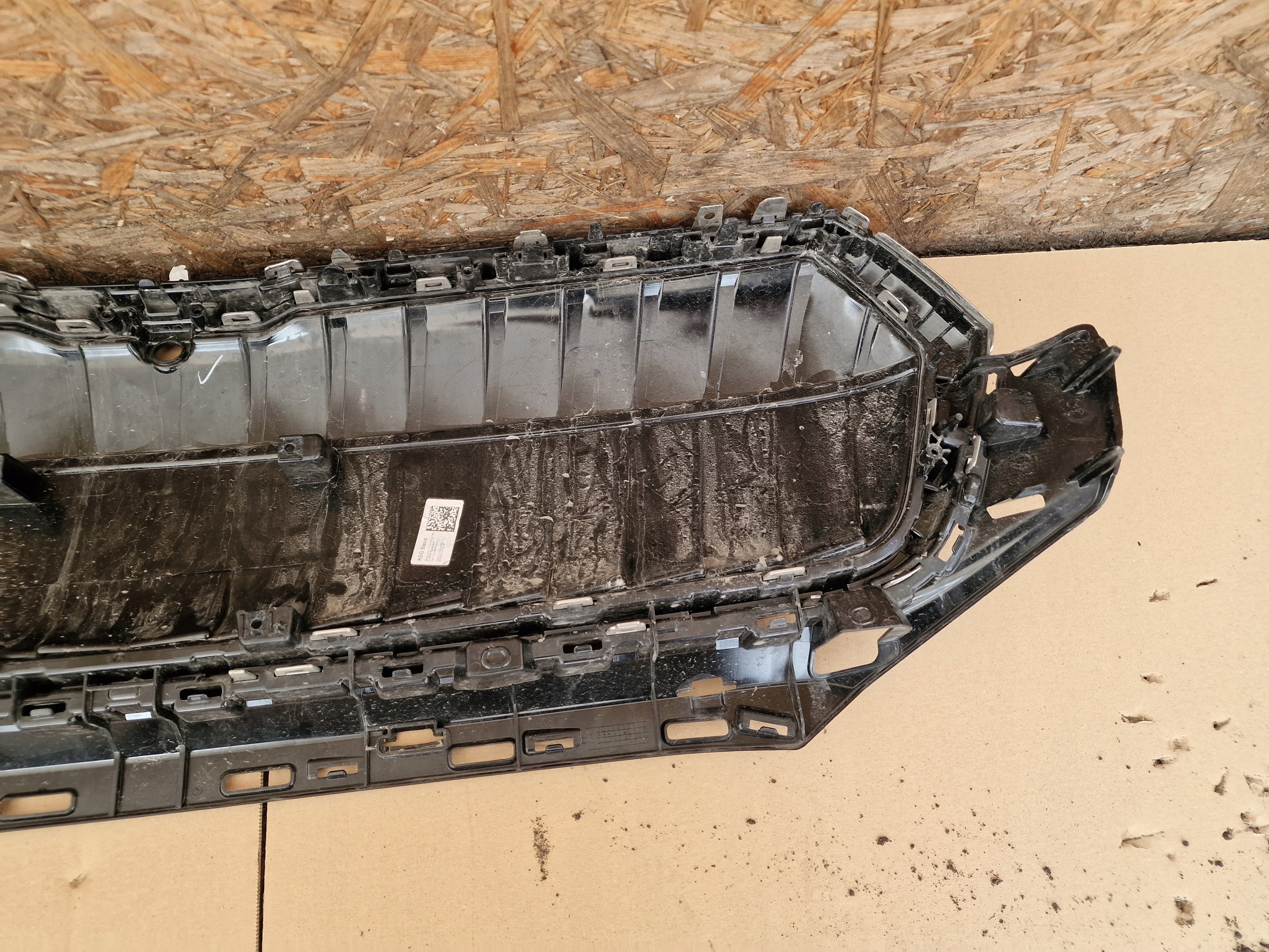 Kühlergrill Skoda ENYAQ FRONTGRILL 5LA853653 Kühlergitter