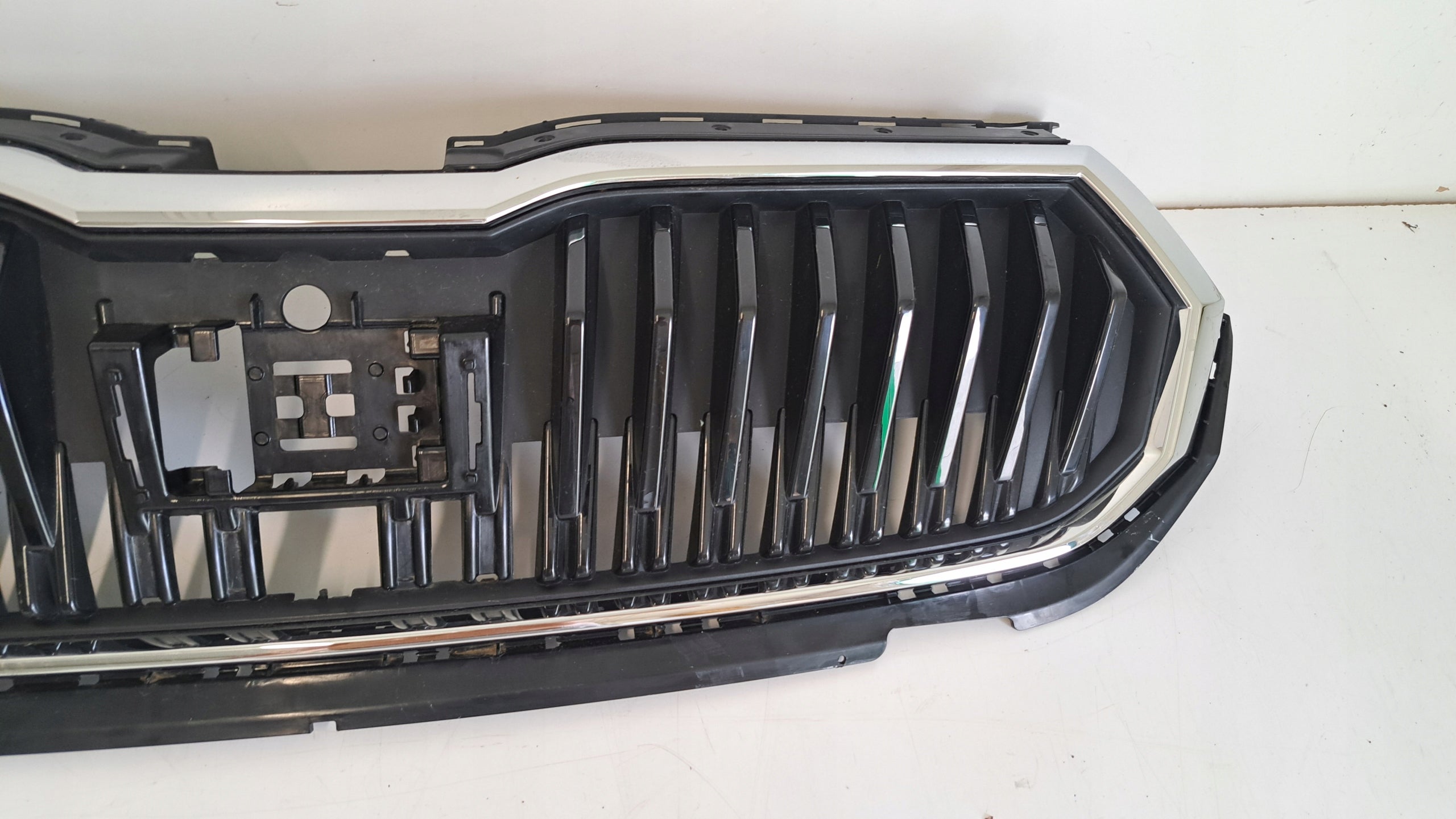 Kühlergrill Skoda FABIA IV 4 FRONTGRILL 6VA853653 Kühlergitter