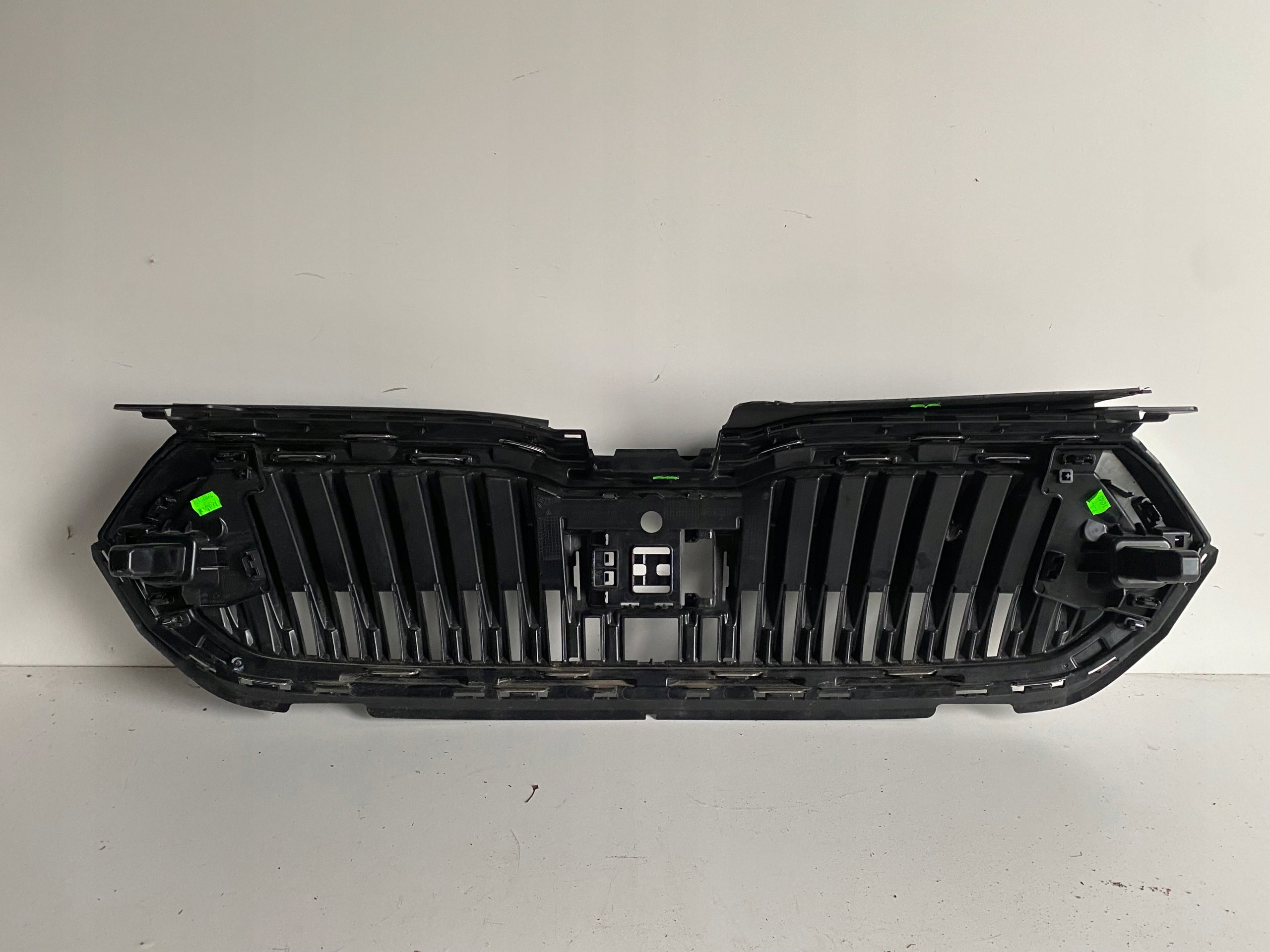 Kühlergrill Skoda FABIA IV 4 FRONTGRILL 6VA853653Sk Kühlergitter