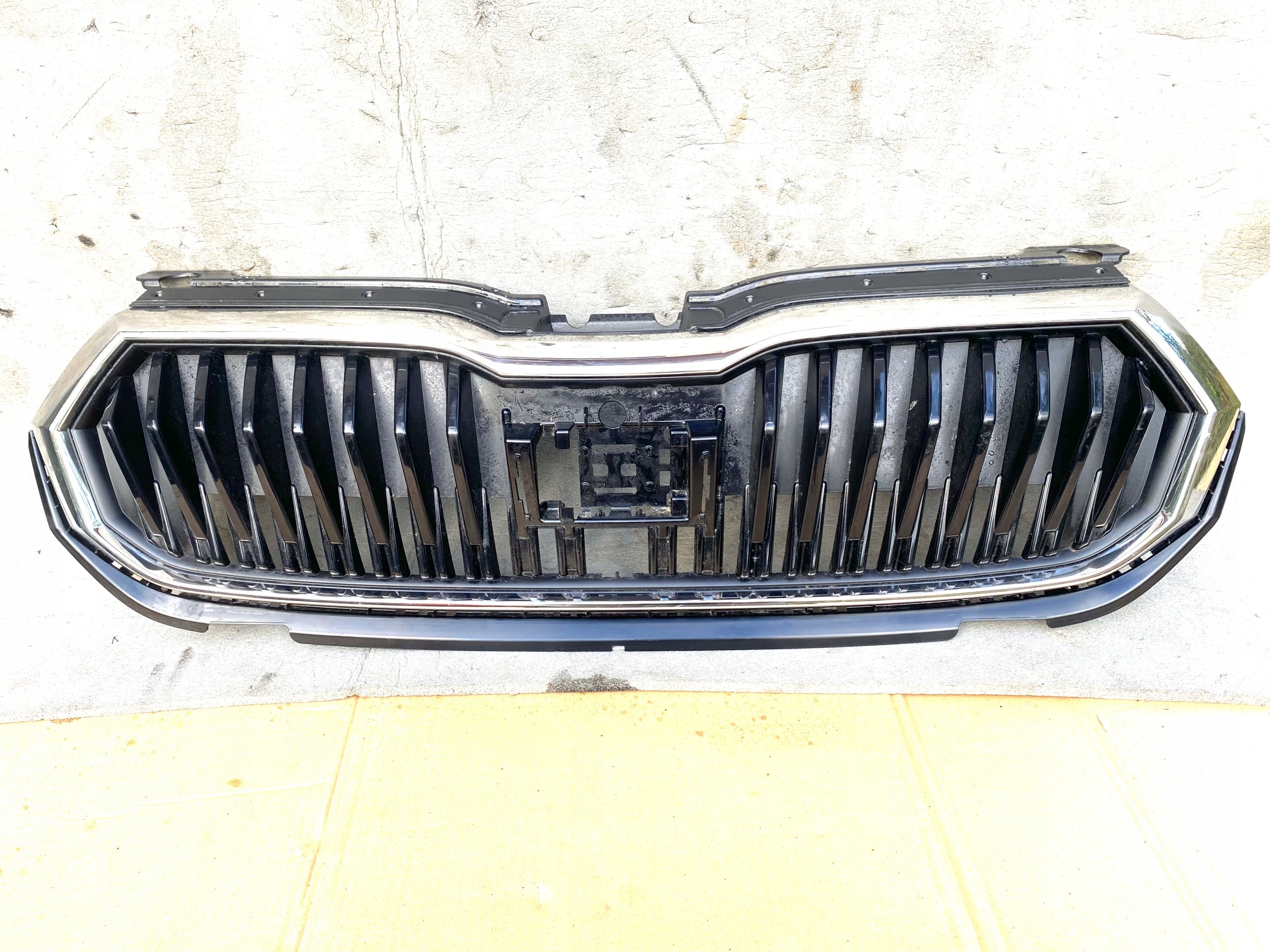 Kühlergrill Skoda FABIA IV FRONTGRILL 6VA8536536V Kühlergitter