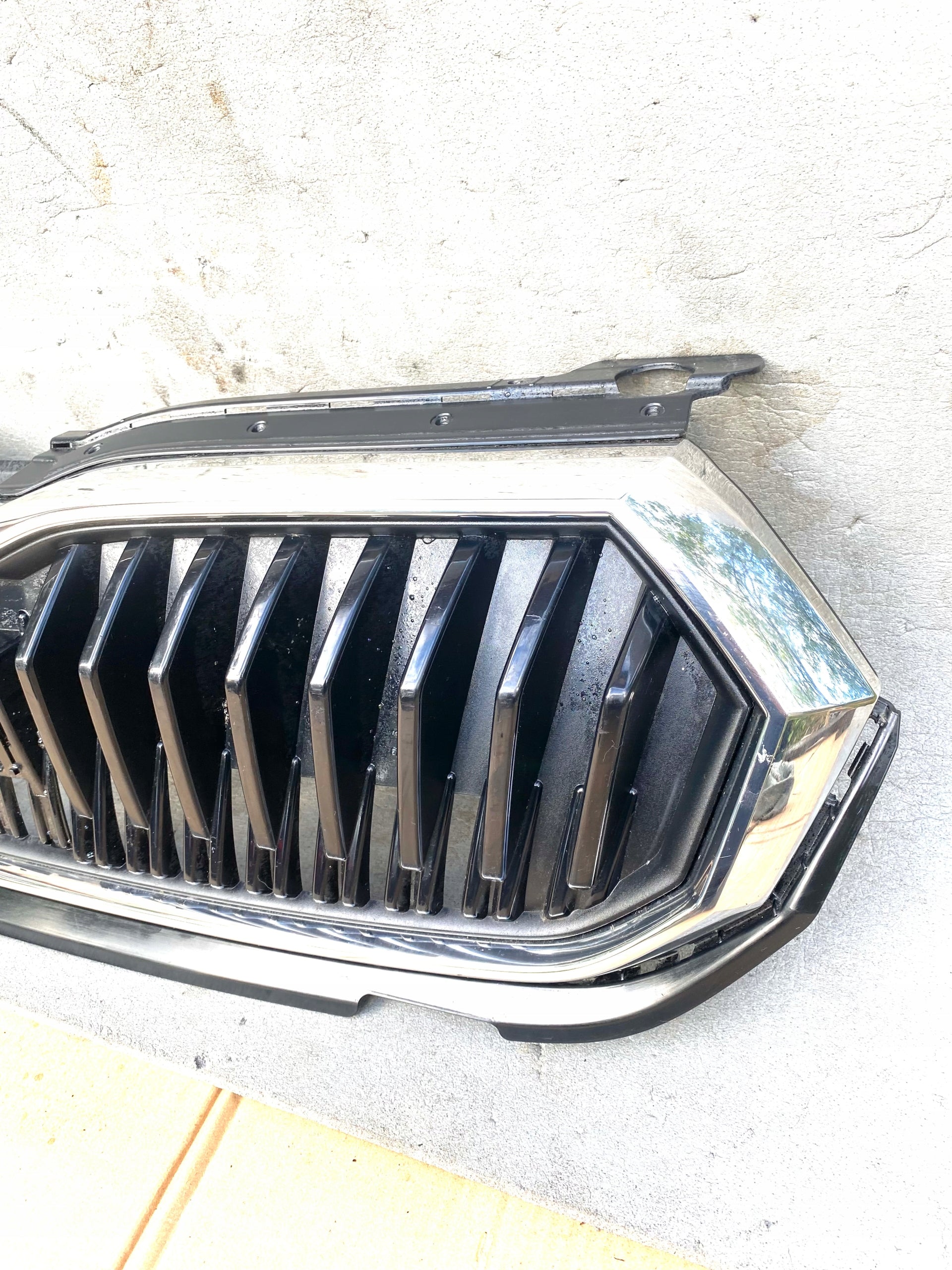 Kühlergrill Skoda FABIA IV FRONTGRILL 6VA8536536V Kühlergitter