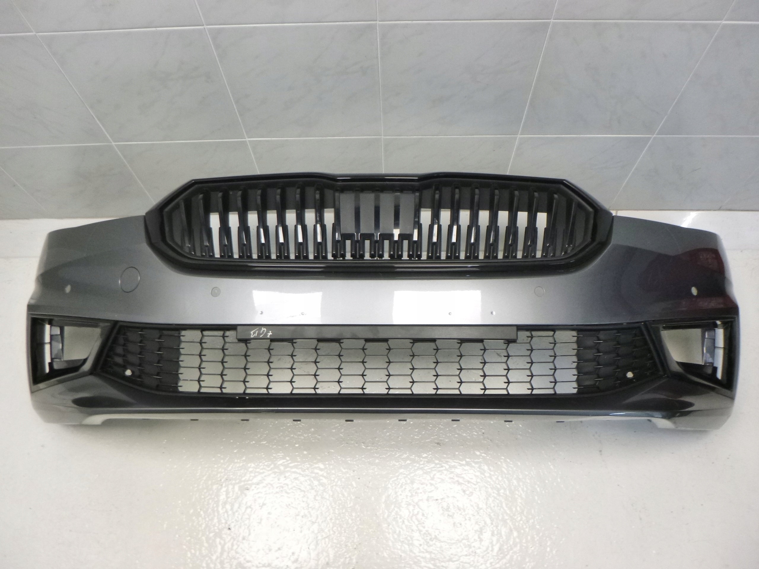 Kühlergrill Skoda FABIA IV 4 FRONTGRILL 6VA80722132 Kühlergitter