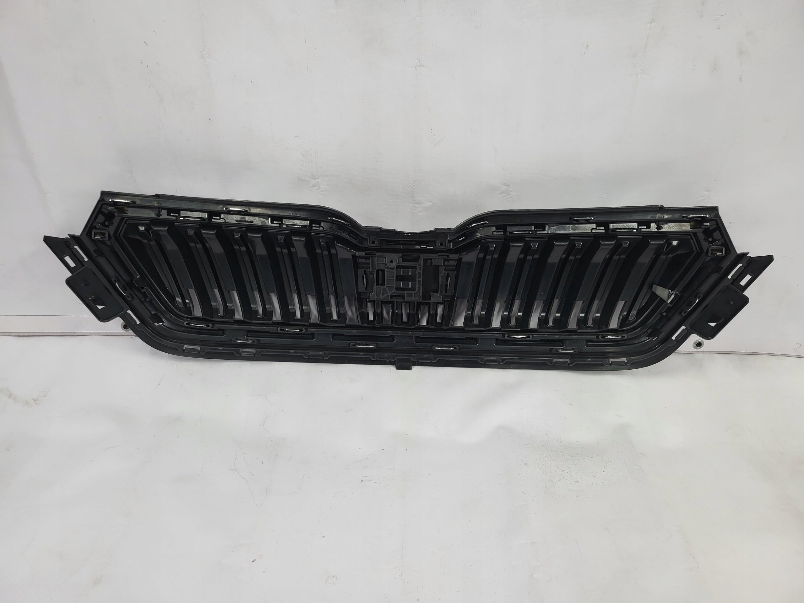 Kühlergrill Skoda KAMIQ 1 FRONTGRILL 856853653A Kühlergitter