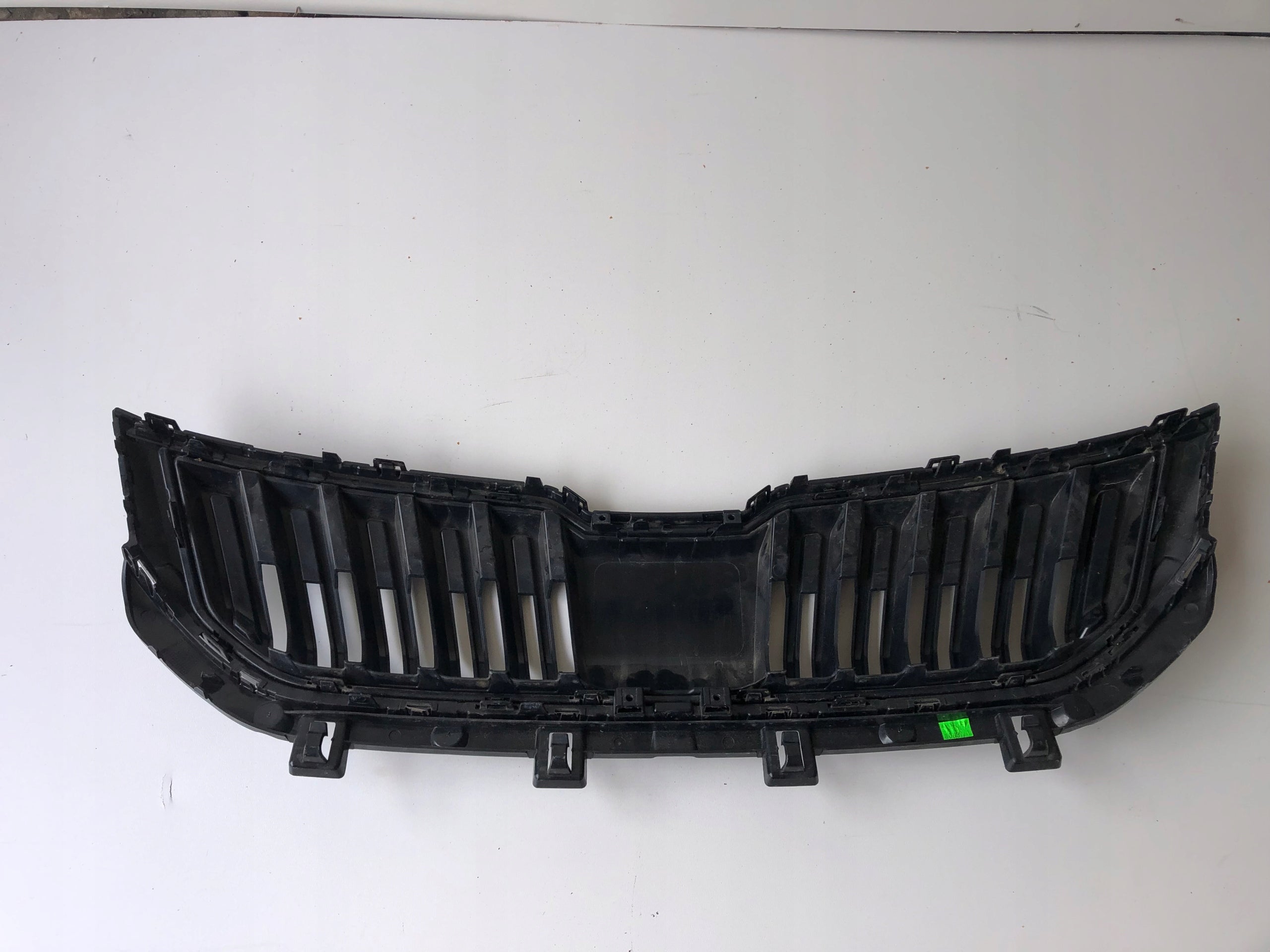 Kühlergrill Skoda KAROQ FRONTGRILL 57A853653B Kühlergitter