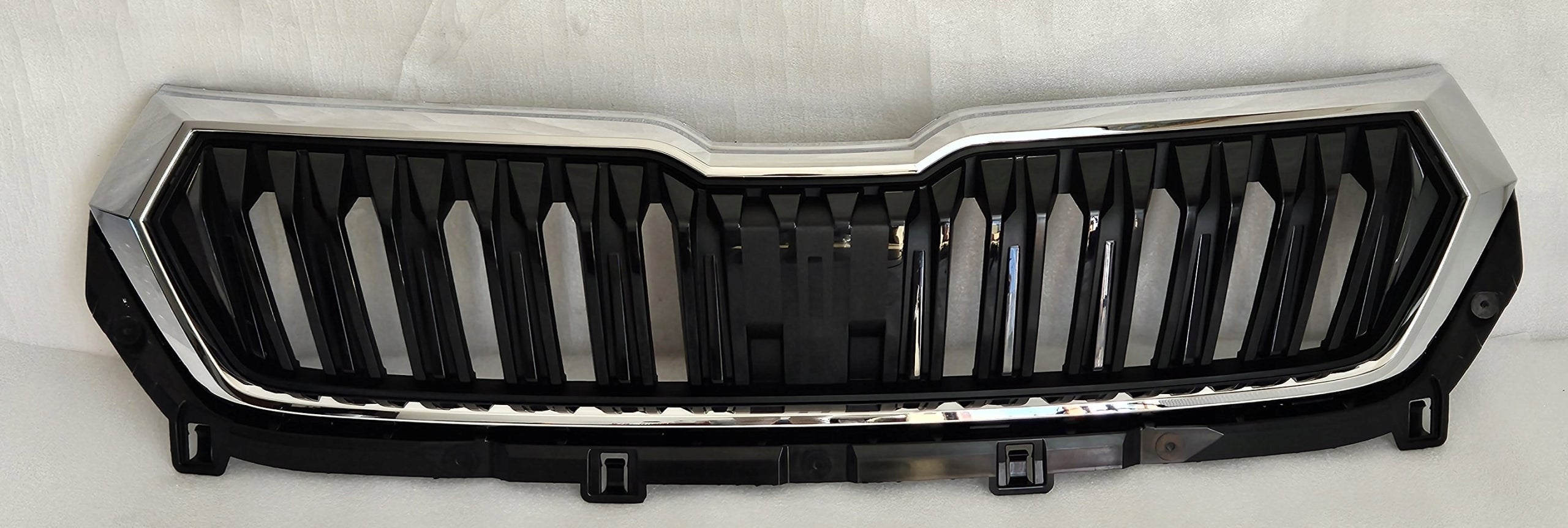  Kühlergrill Skoda KAROQ FRONTGRILL 57A853653GG Kühlergitter product image