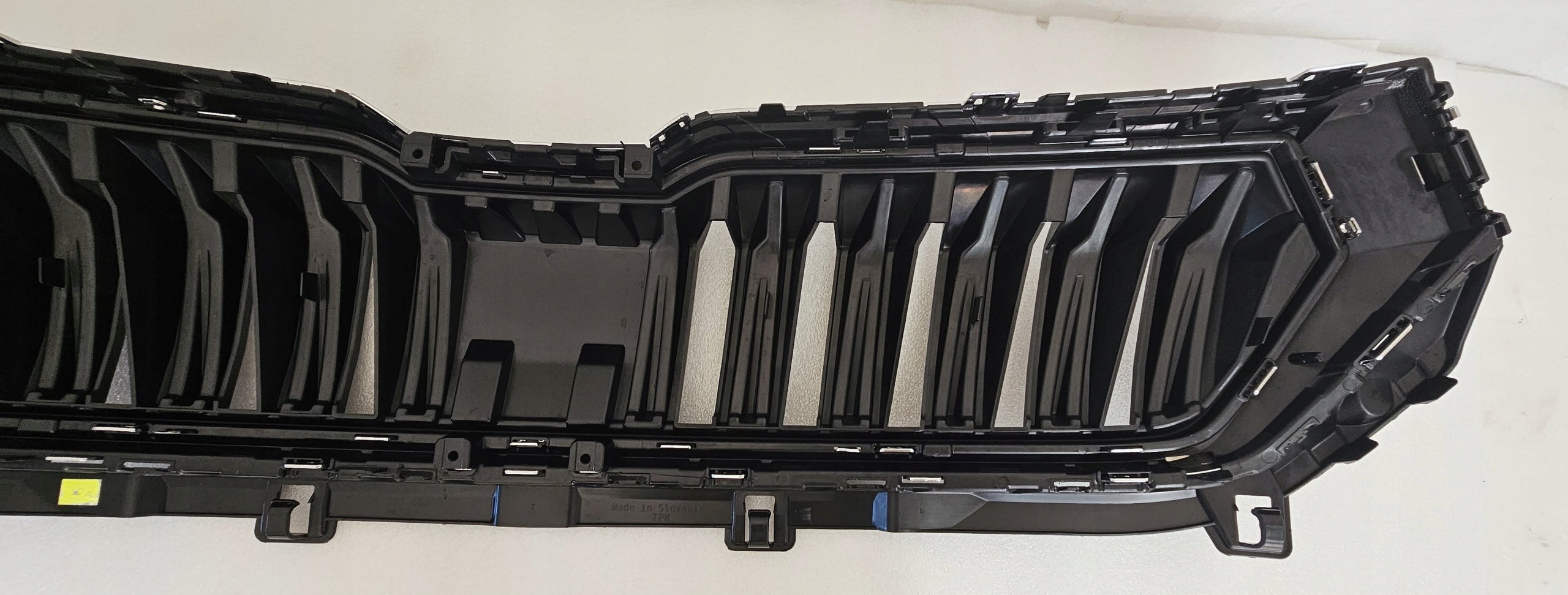 Kühlergrill Skoda KAROQ FRONTGRILL 57A853653GG Kühlergitter