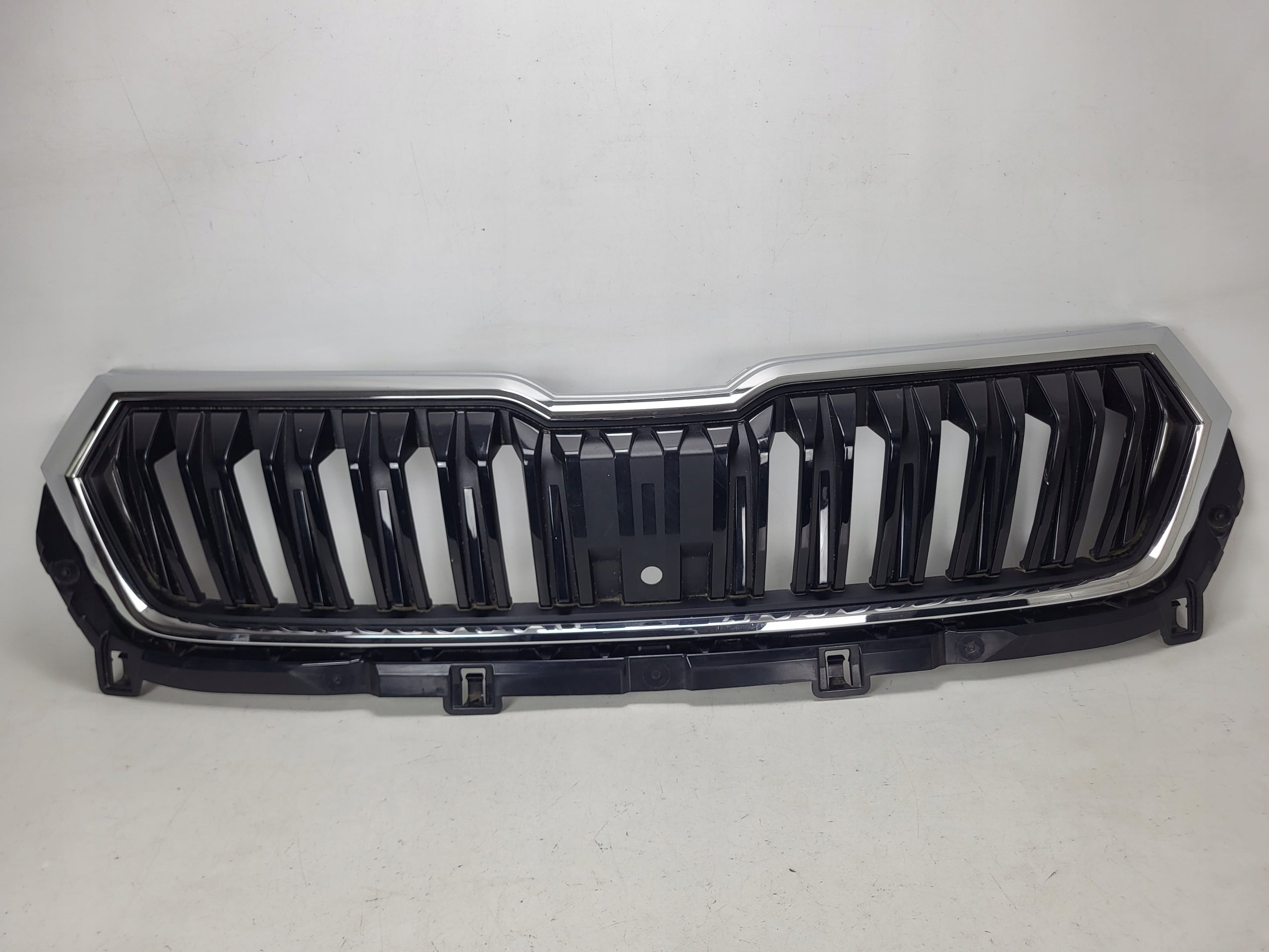  Kühlergrill Skoda KAROQ FRONTGRILL 57A853653GA Kühlergitter product image