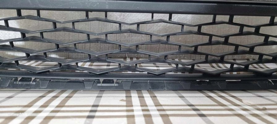 Kühlergrill Skoda KAROQ FRONTGRILL 57A853653G Kühlergitter