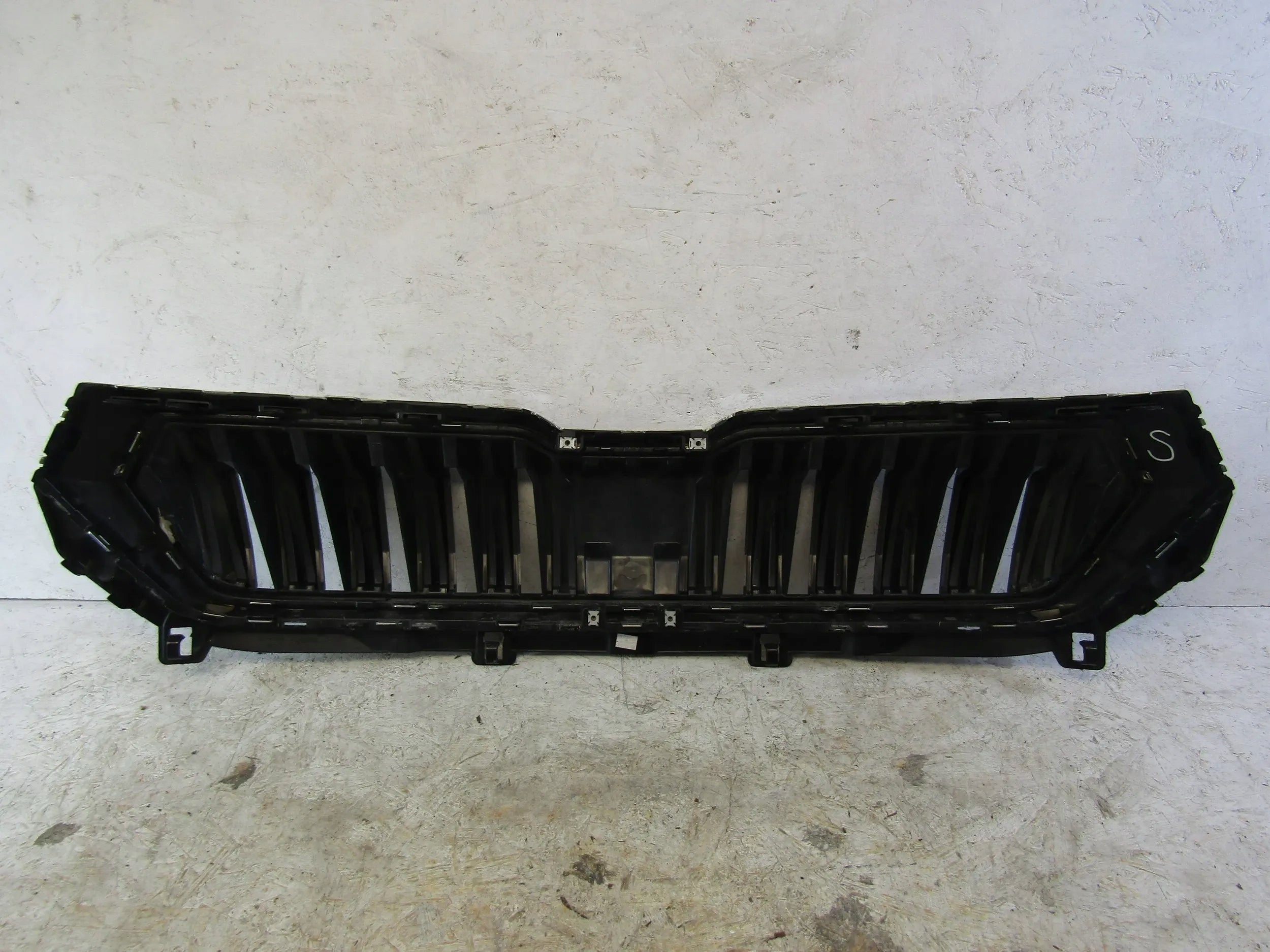 Kühlergrill Skoda KAROQ FRONTGRILL 57A853653G5 Kühlergitter