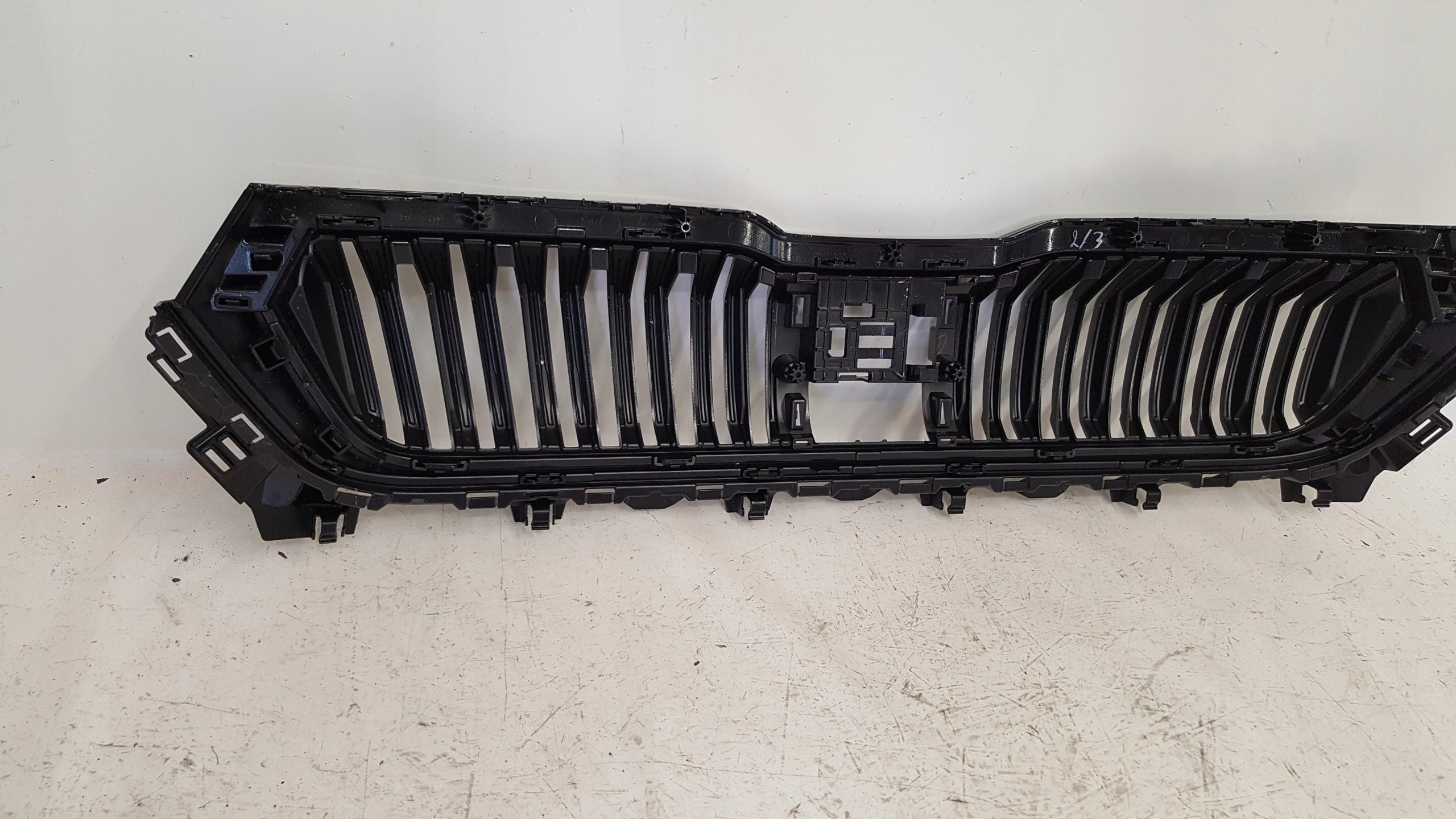 Kühlergrill Skoda KODIAQ FRONTGRILL 565853653j Kühlergitter