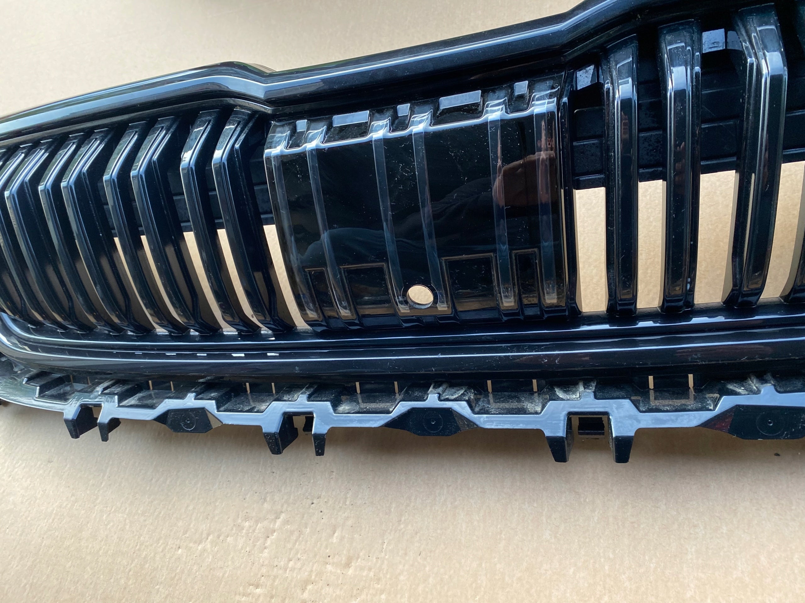 Kühlergrill Skoda KODIAQ FRONTGRILL 585853991 Kühlergitter