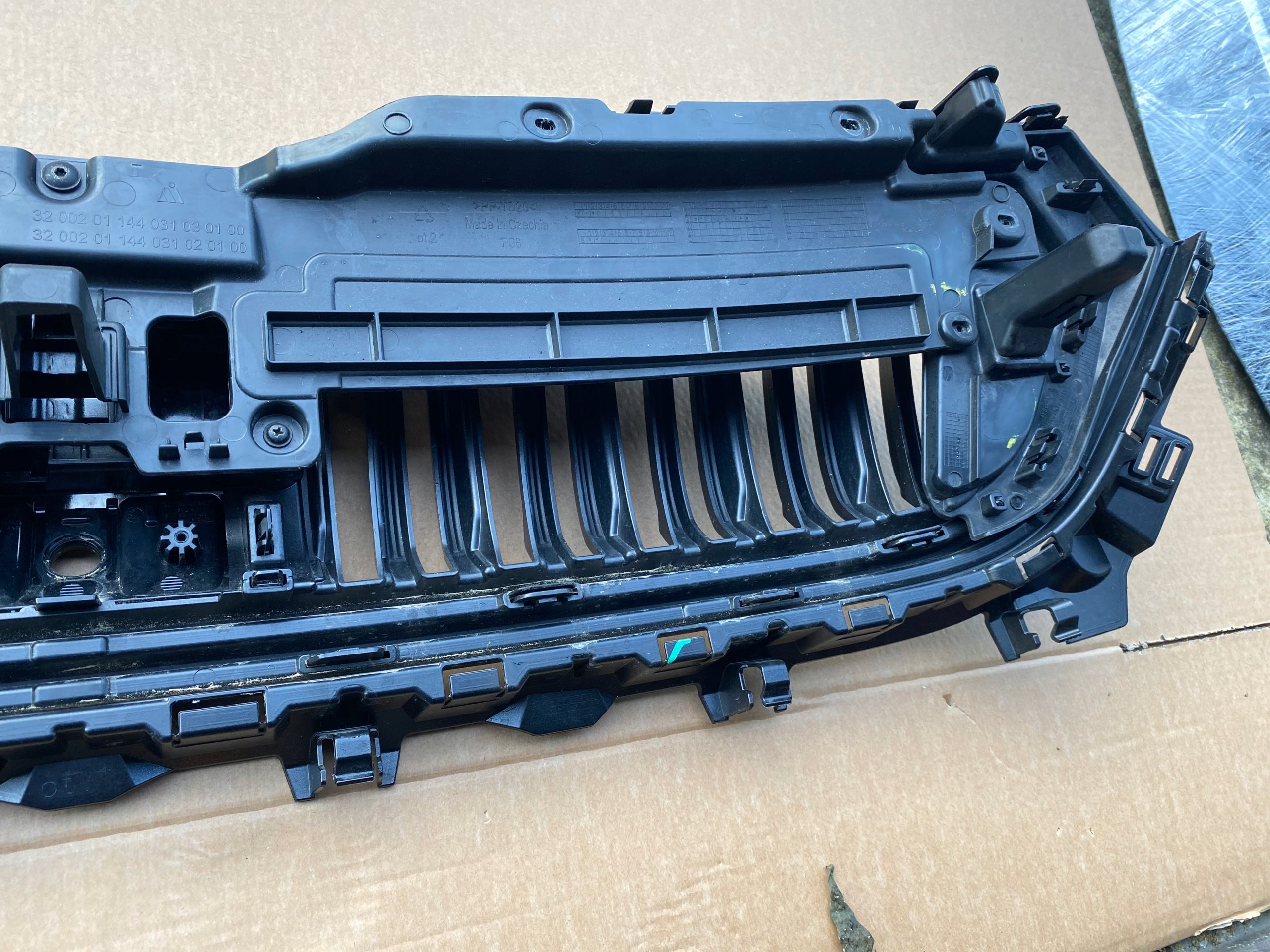 Kühlergrill Skoda KODIAQ FRONTGRILL 585853991 Kühlergitter