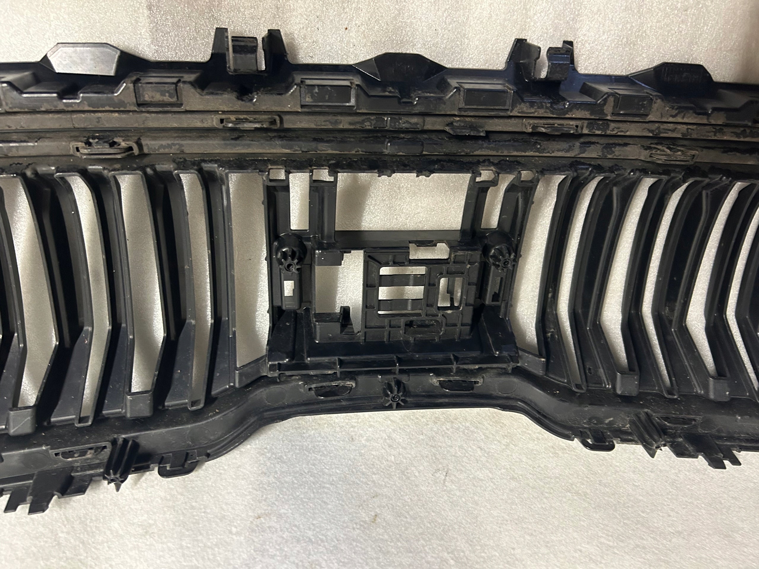 Kühlergrill Skoda KODIAQ FRONTGRILL 565853653G5 Kühlergitter